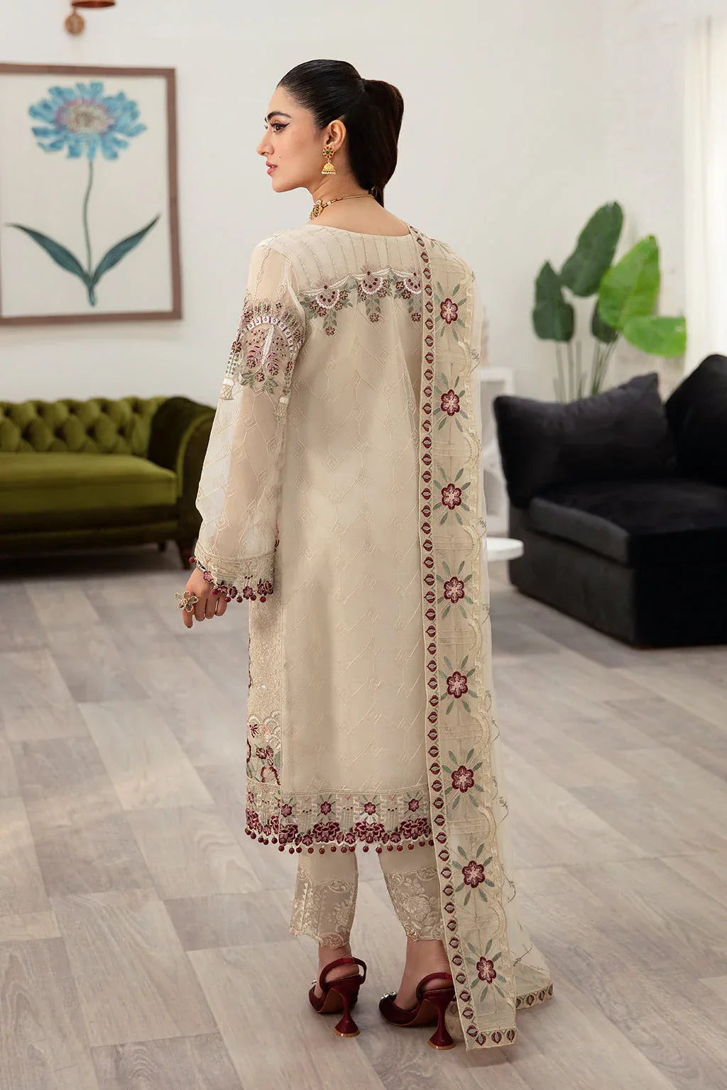Ramsha | Minhal Organza Collection | M-1004 - Rang-e-Khaas