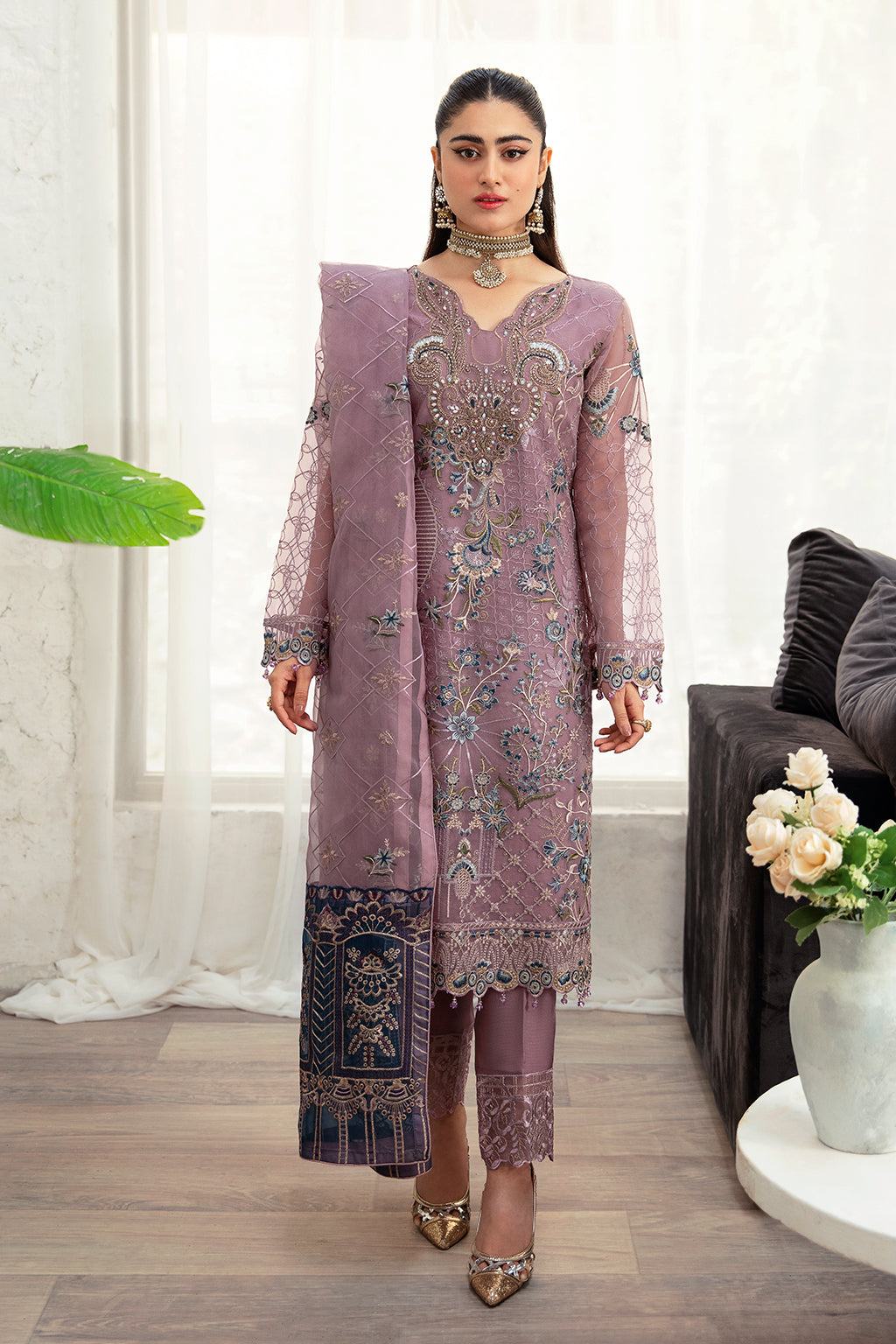 Ramsha | Minhal Organza Collection | M-1005 - Rang-e-Khaas