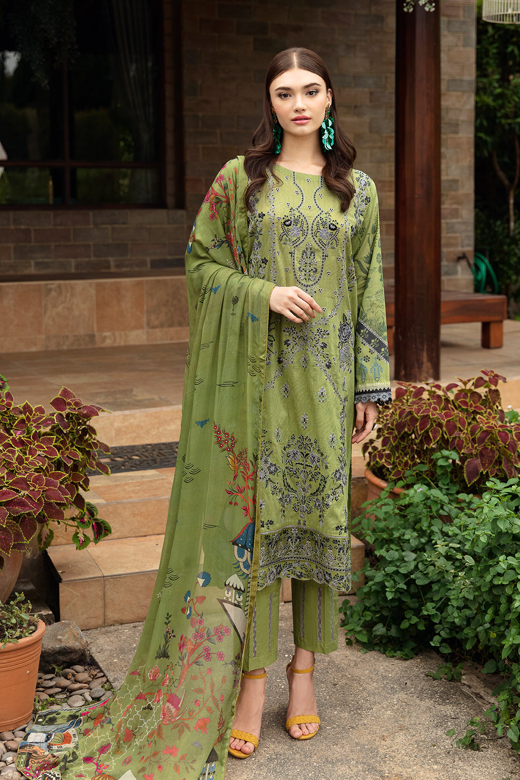 Ramsha | Riwayat Lawn Collection| Y-912 - Rang-e-Khaas