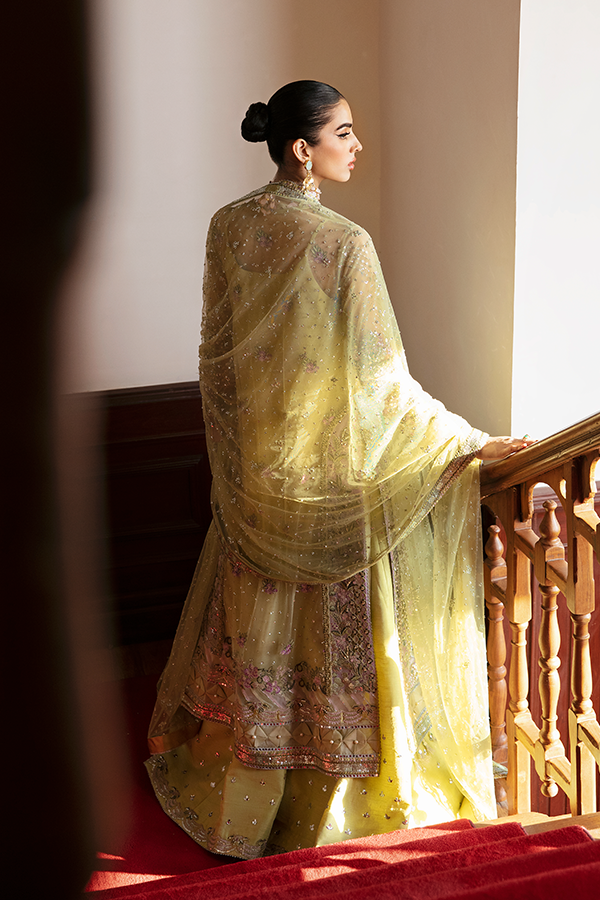 Soraya | Lumene RTW '23 | OLIVINE