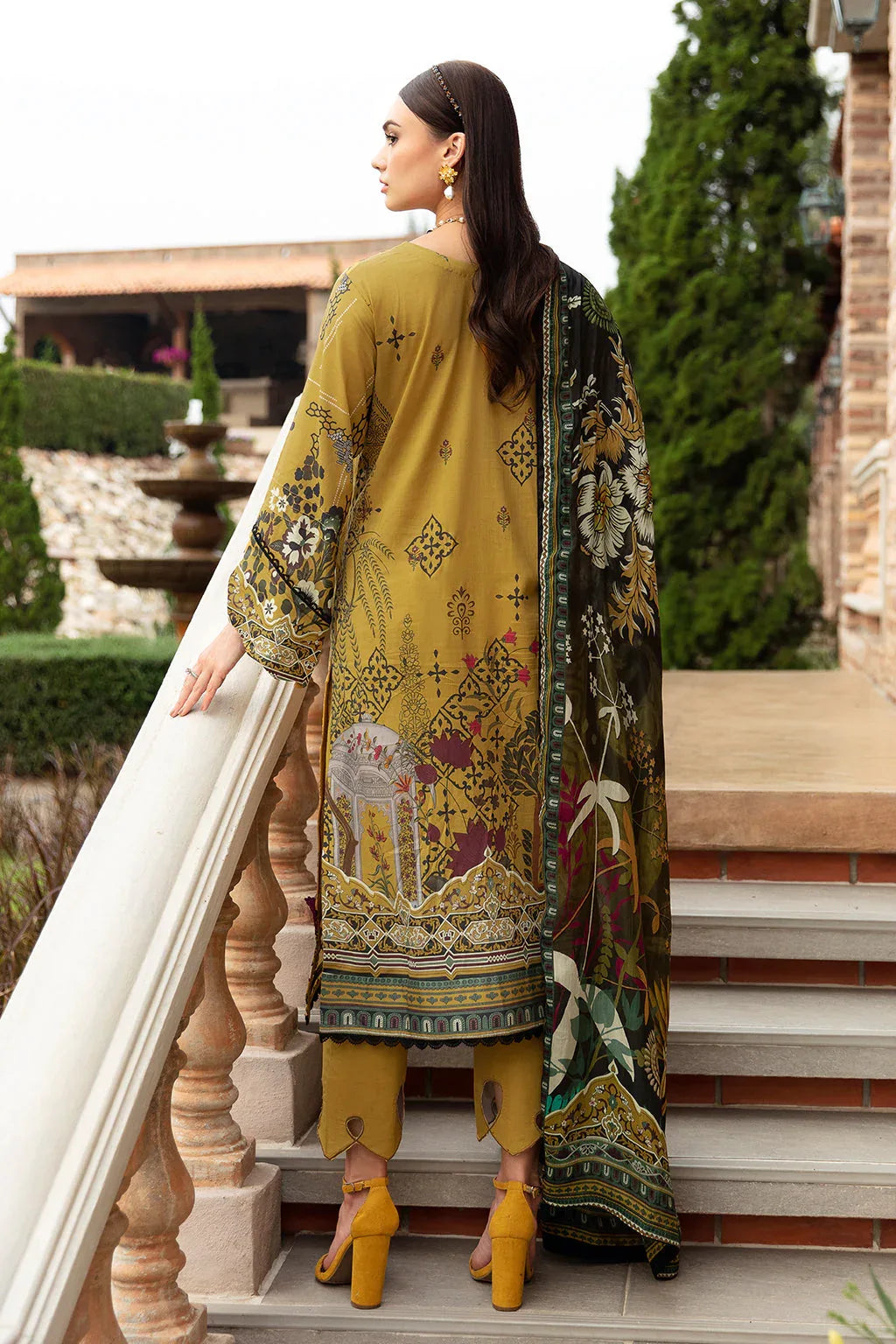 Ramsha | Riwayat Lawn Collection| Y-910 - Rang-e-Khaas