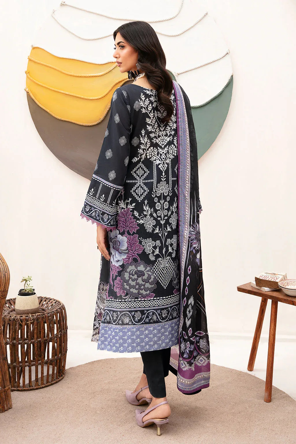 Ramsha | Mashaal Luxury Lawn | L-1102 - Rang-e-Khaas