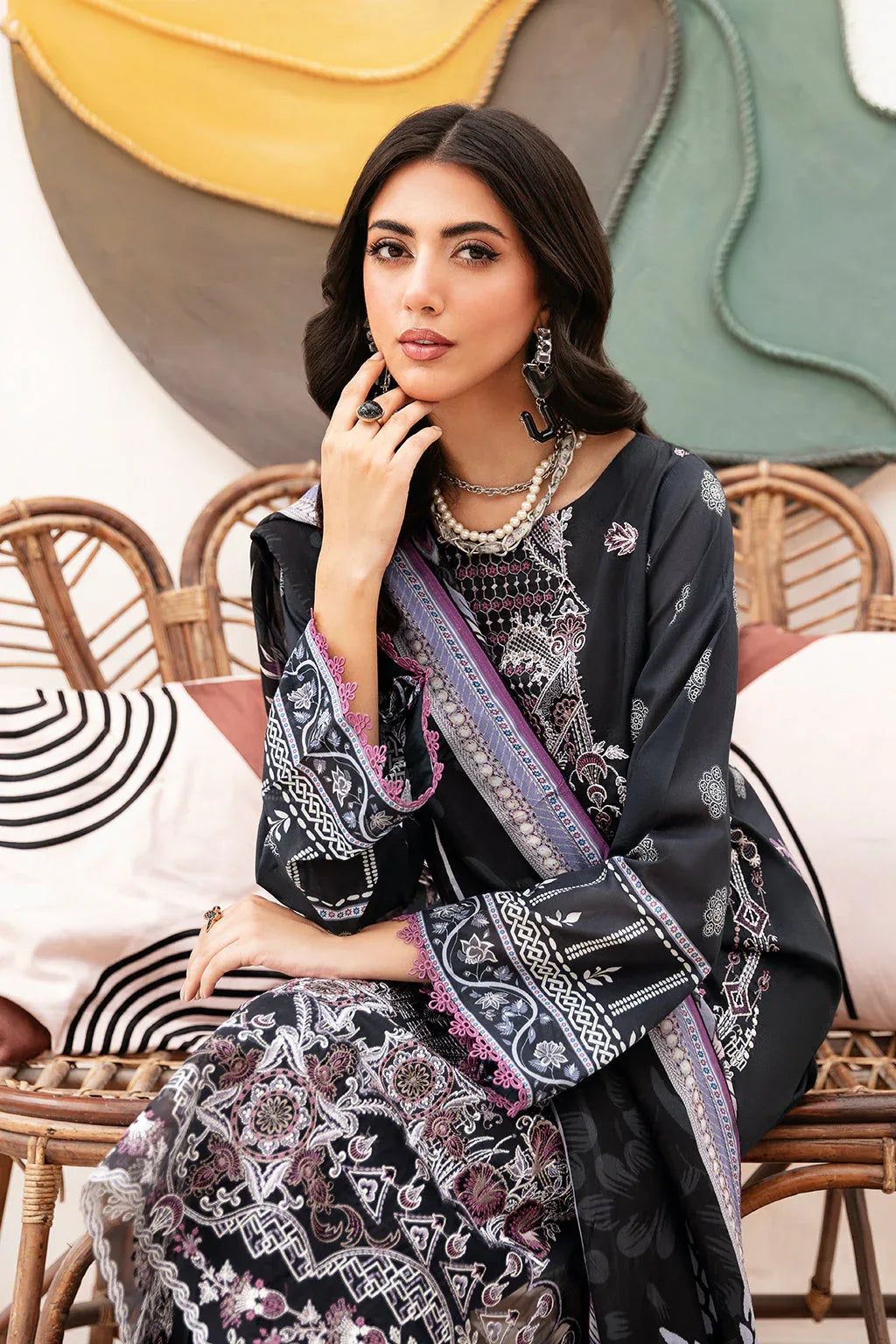 Ramsha | Mashaal Luxury Lawn | L-1102 - Rang-e-Khaas