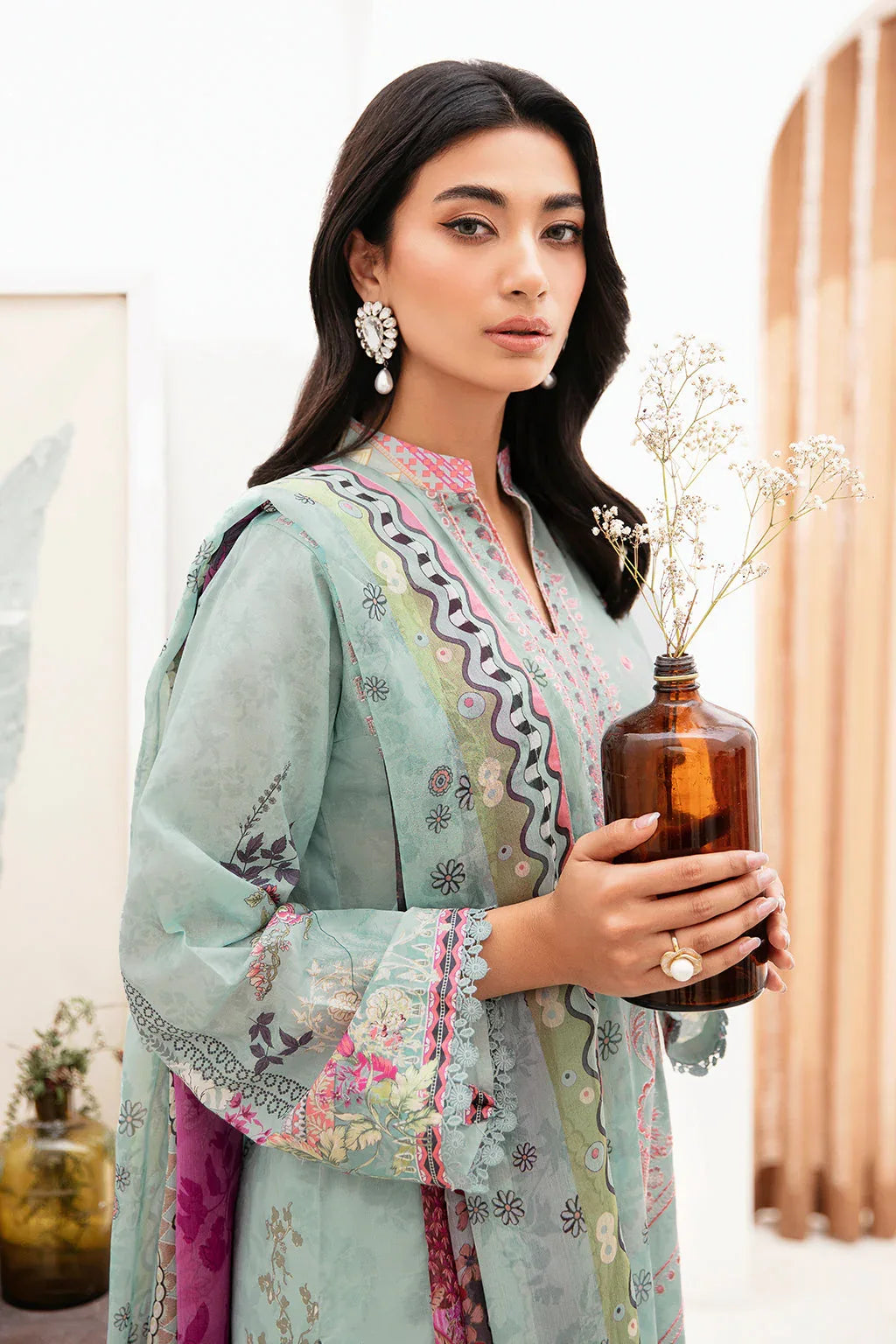 Ramsha | Mashaal Luxury Lawn | L-1110 - Rang-e-Khaas