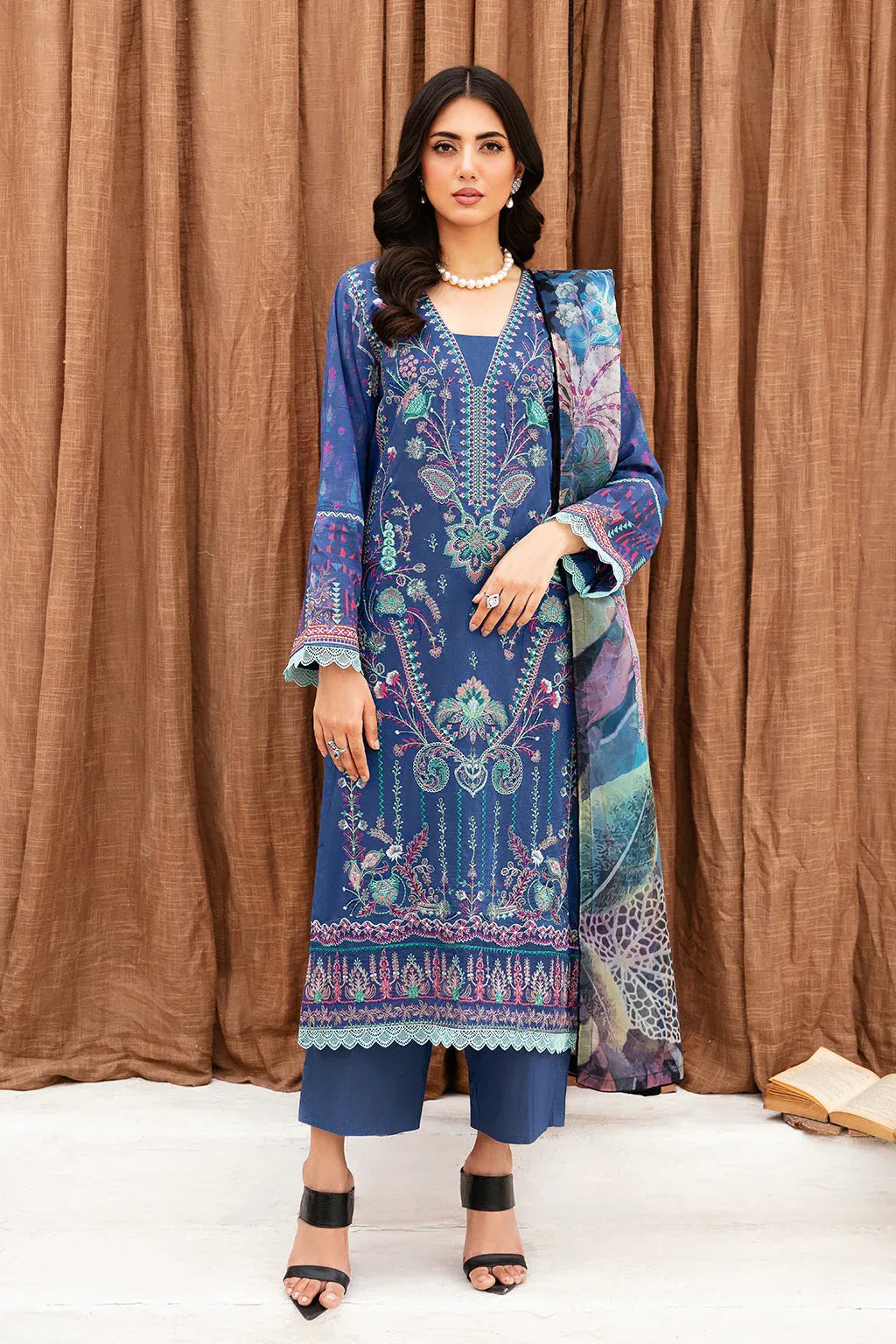 Ramsha | Mashaal Luxury Lawn | L-1112 - Rang-e-Khaas