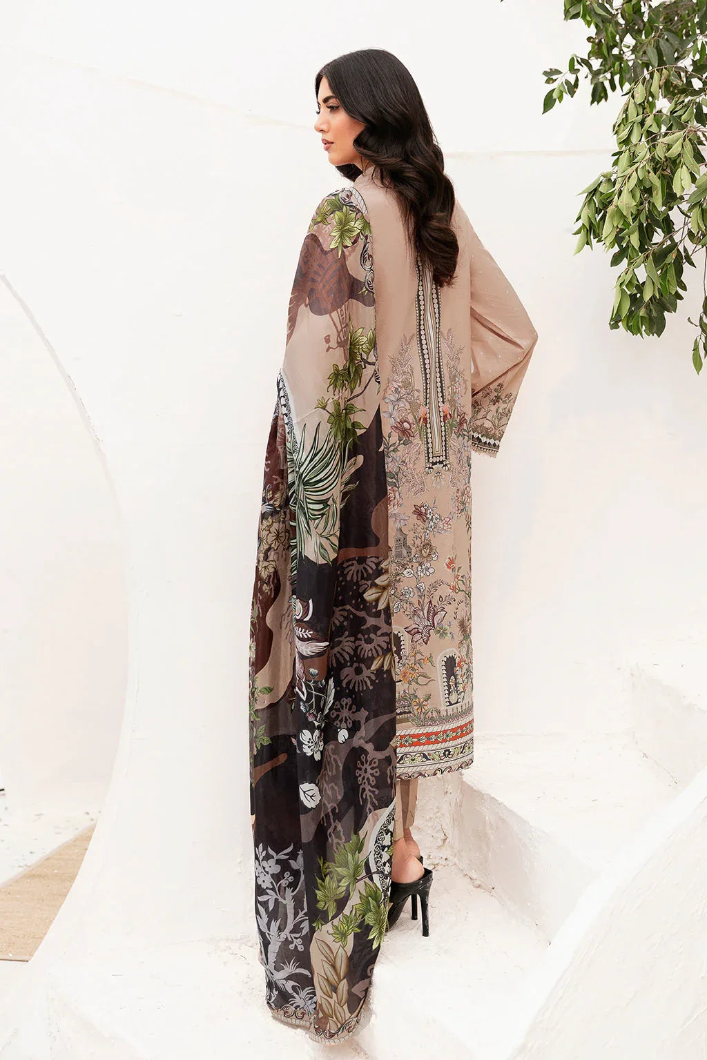 Ramsha | Mashaal Luxury Lawn | L-1106 - Rang-e-Khaas