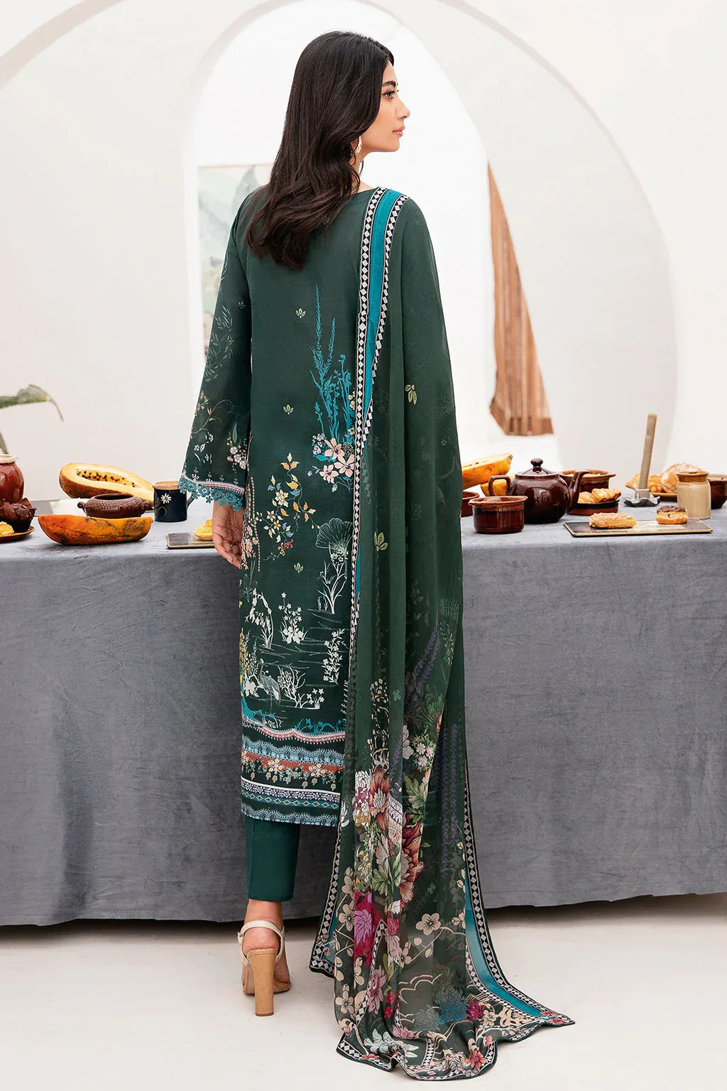 Ramsha | Mashaal Luxury Lawn | L-1109 - Rang-e-Khaas