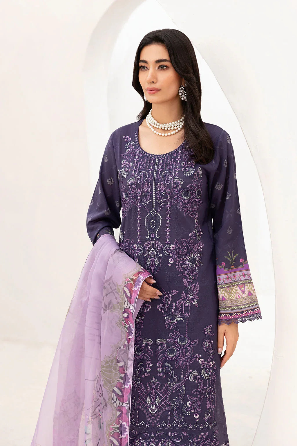Ramsha | Mashaal Luxury Lawn | L-1105 - Rang-e-Khaas