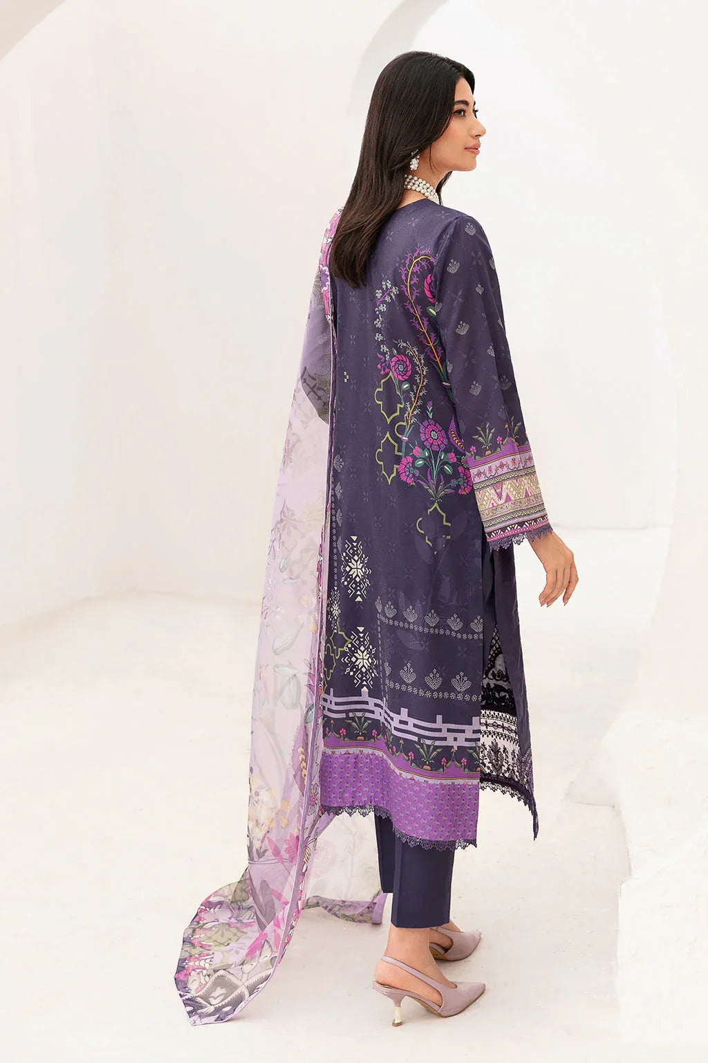 Ramsha | Mashaal Luxury Lawn | L-1105 - Rang-e-Khaas