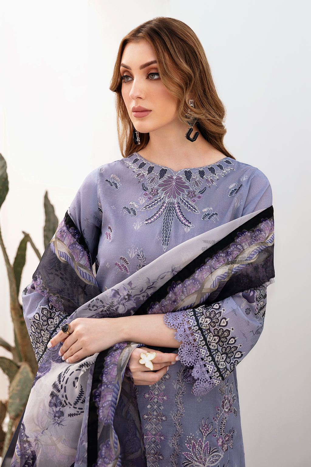 Ramsha | Ghazal Lawn 24 | G-202 - Rang-e-Khaas