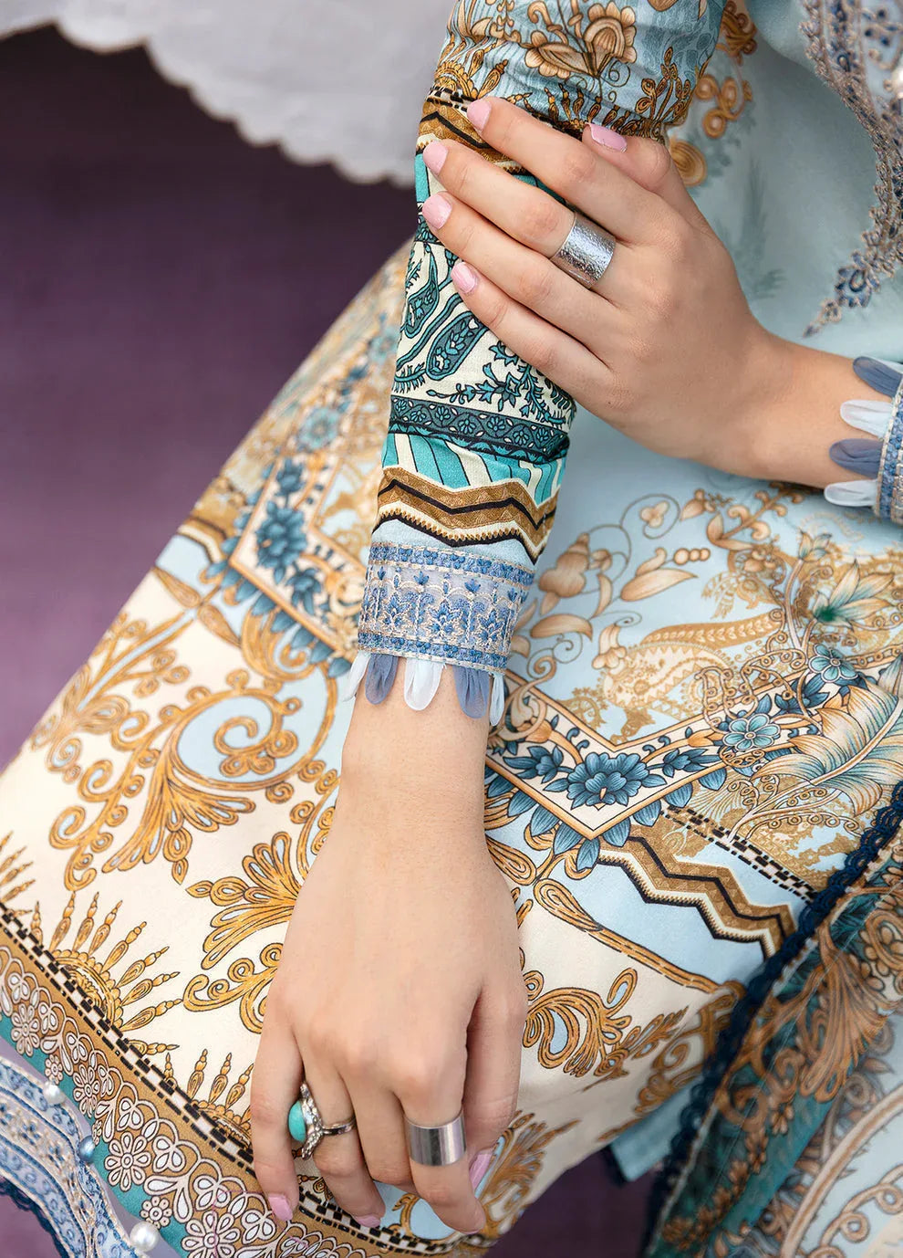 Gulaal | Summer Glow Lawn 24 | AMAYRAH (GL-L-24V3-02) - Rang-e-Khaas