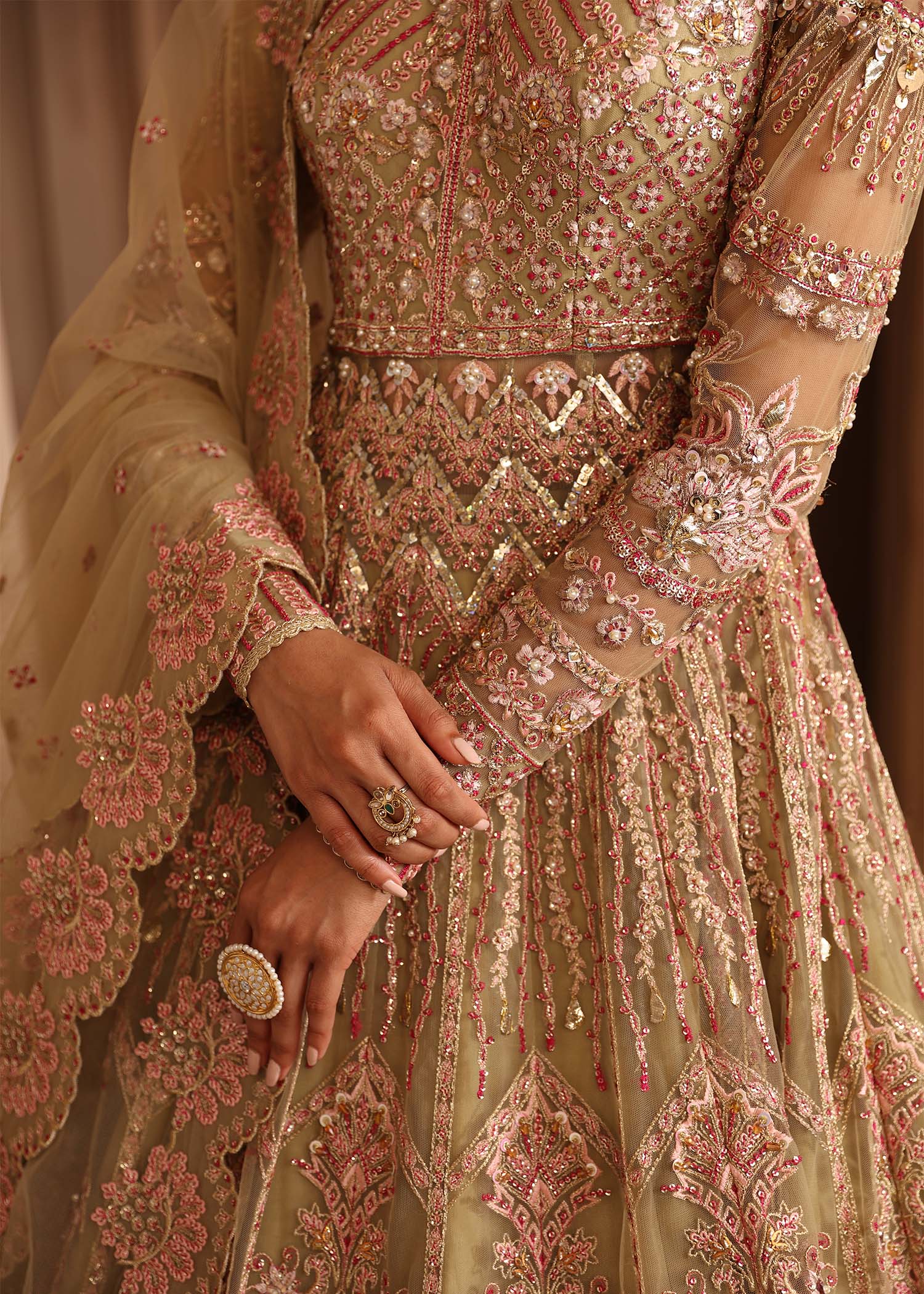 Akbar Aslam | Formals | Vespera