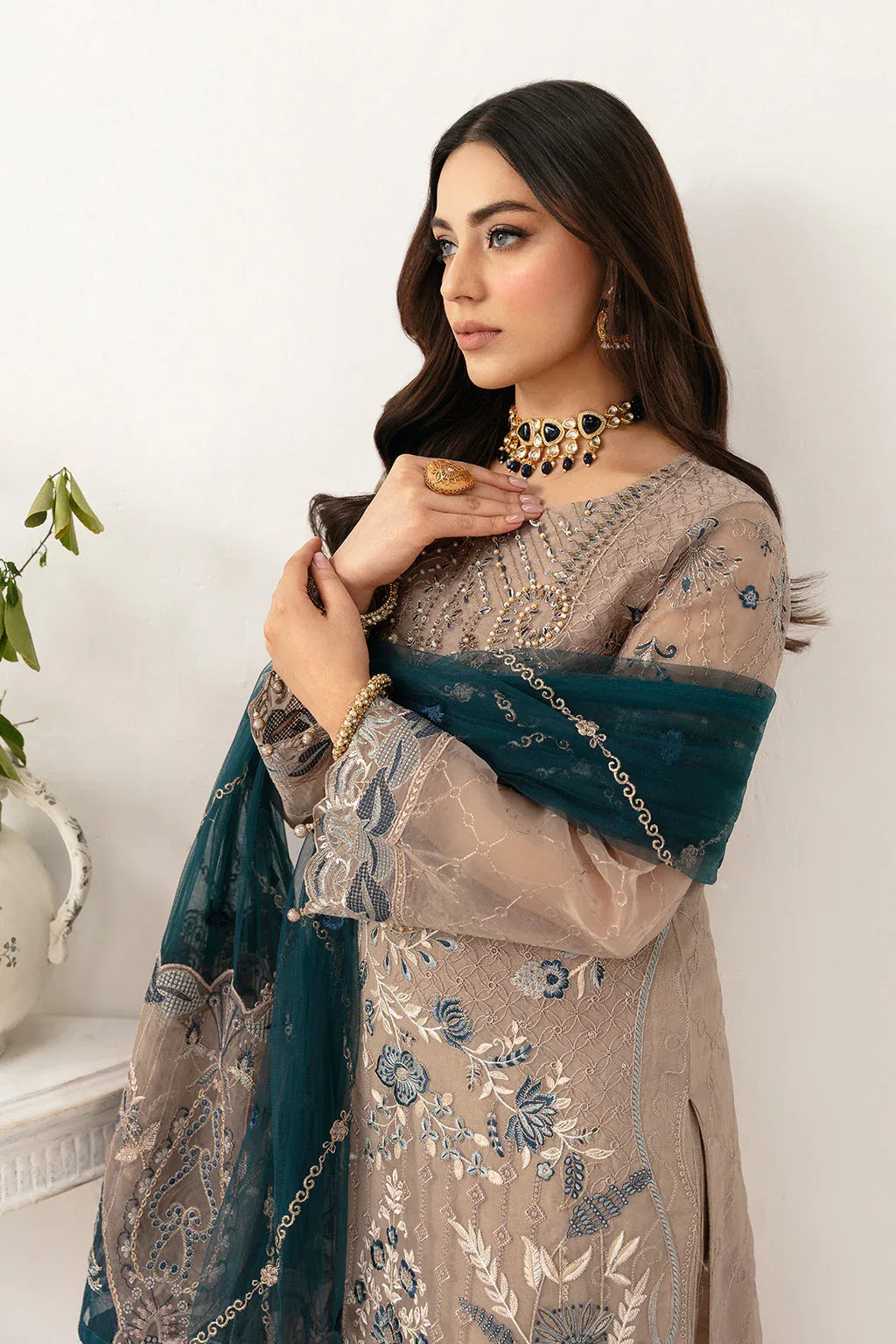 Ramsha | Minhal Organza Collection | M-1106 - Rang-e-Khaas