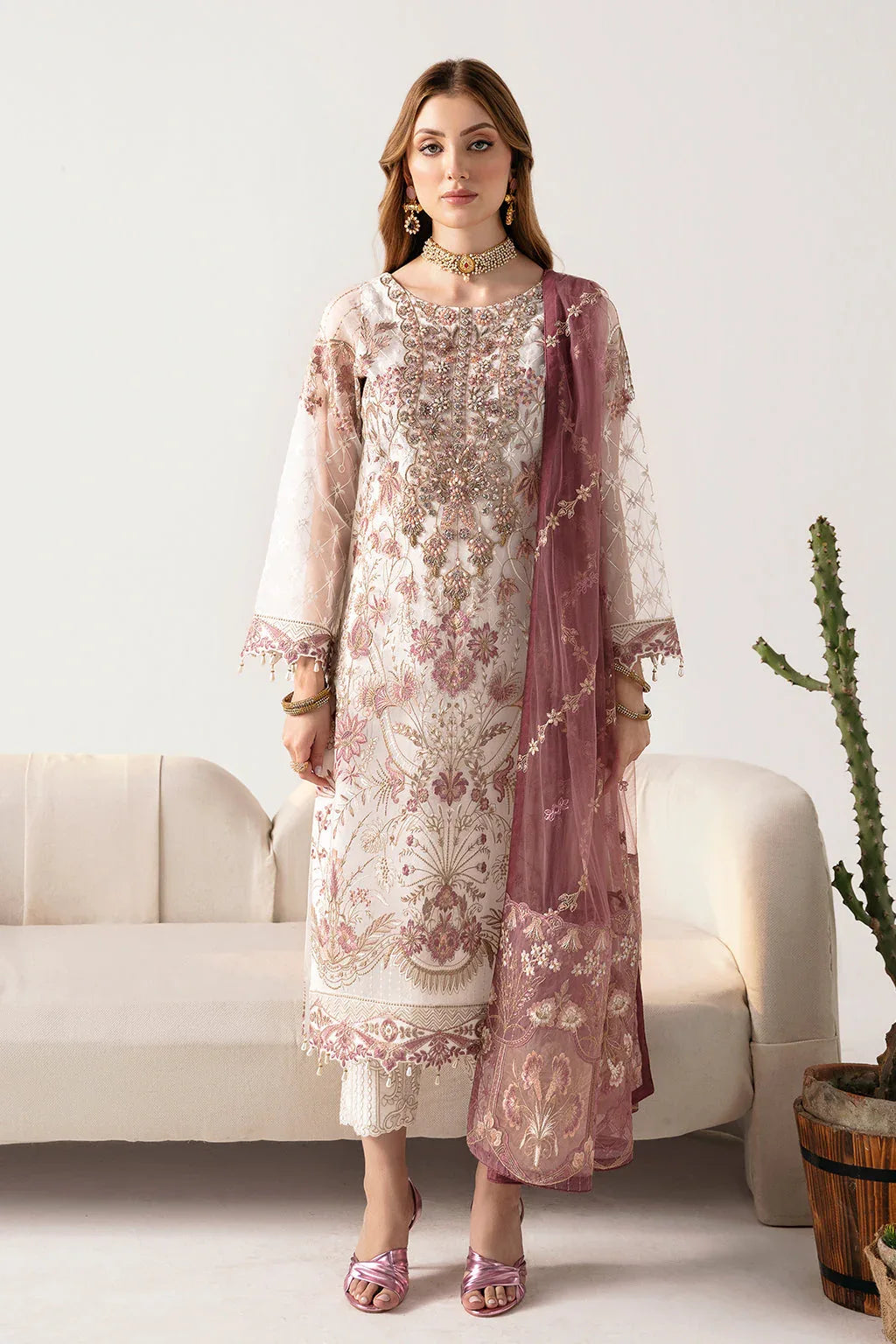 Ramsha | Minhal Organza Collection | M-1102 - Rang-e-Khaas