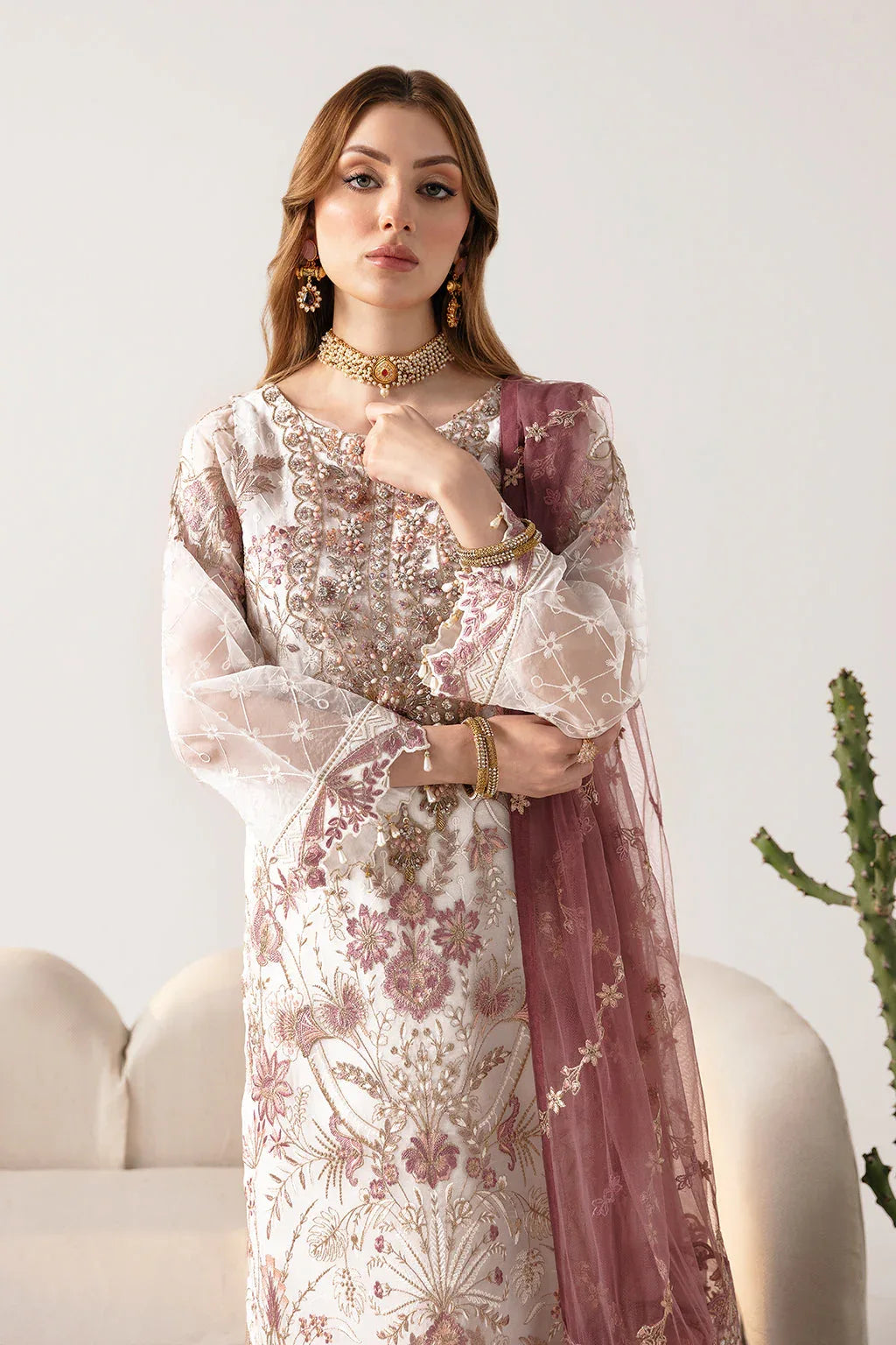 Ramsha | Minhal Organza Collection | M-1102 - Rang-e-Khaas