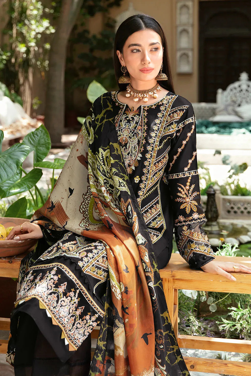 Ramsha | Luxury Lawn 24 | L-805 - Rang-e-Khaas