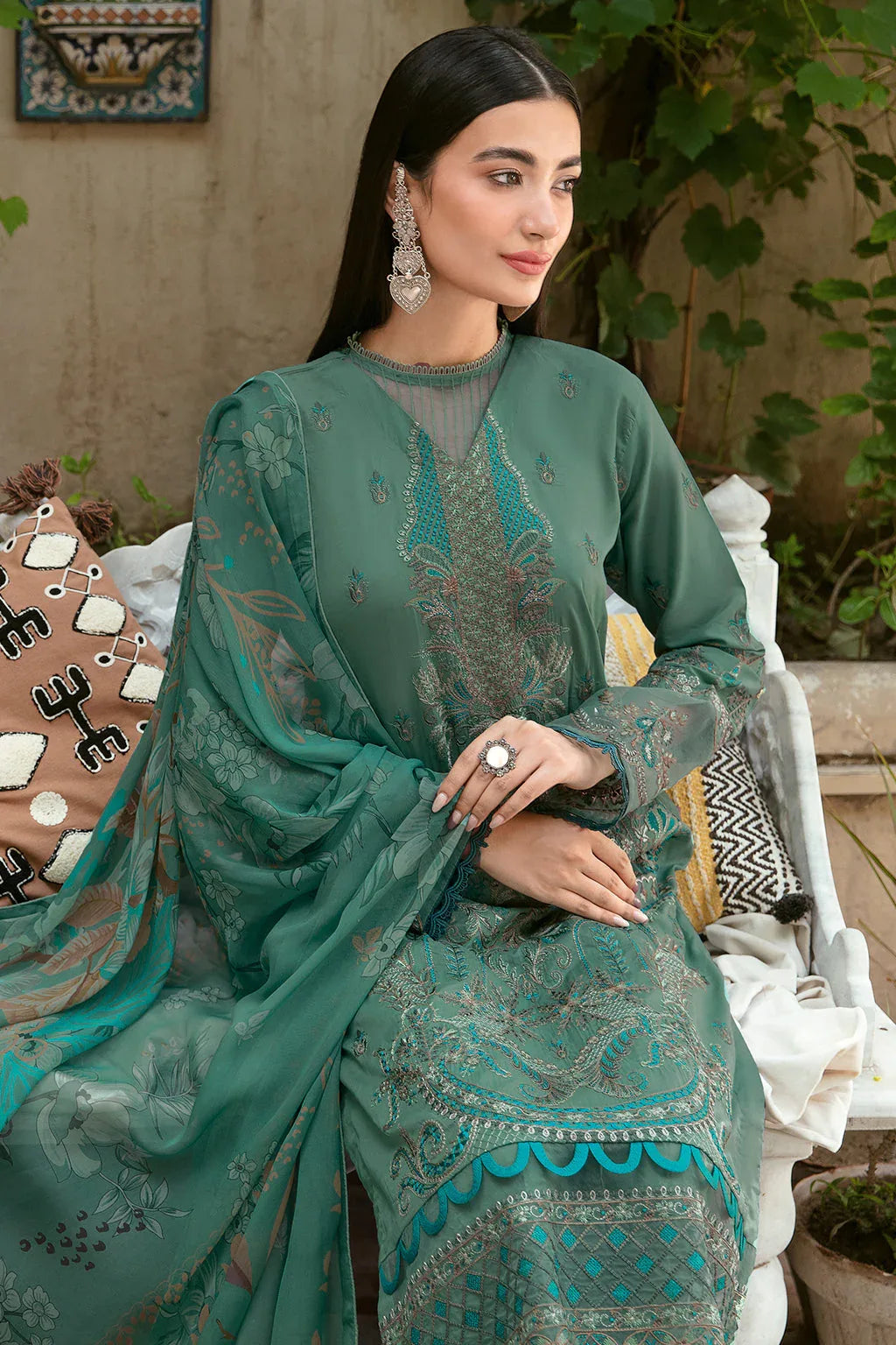 Ramsha | Luxury Lawn 24 | L-804 - Rang-e-Khaas