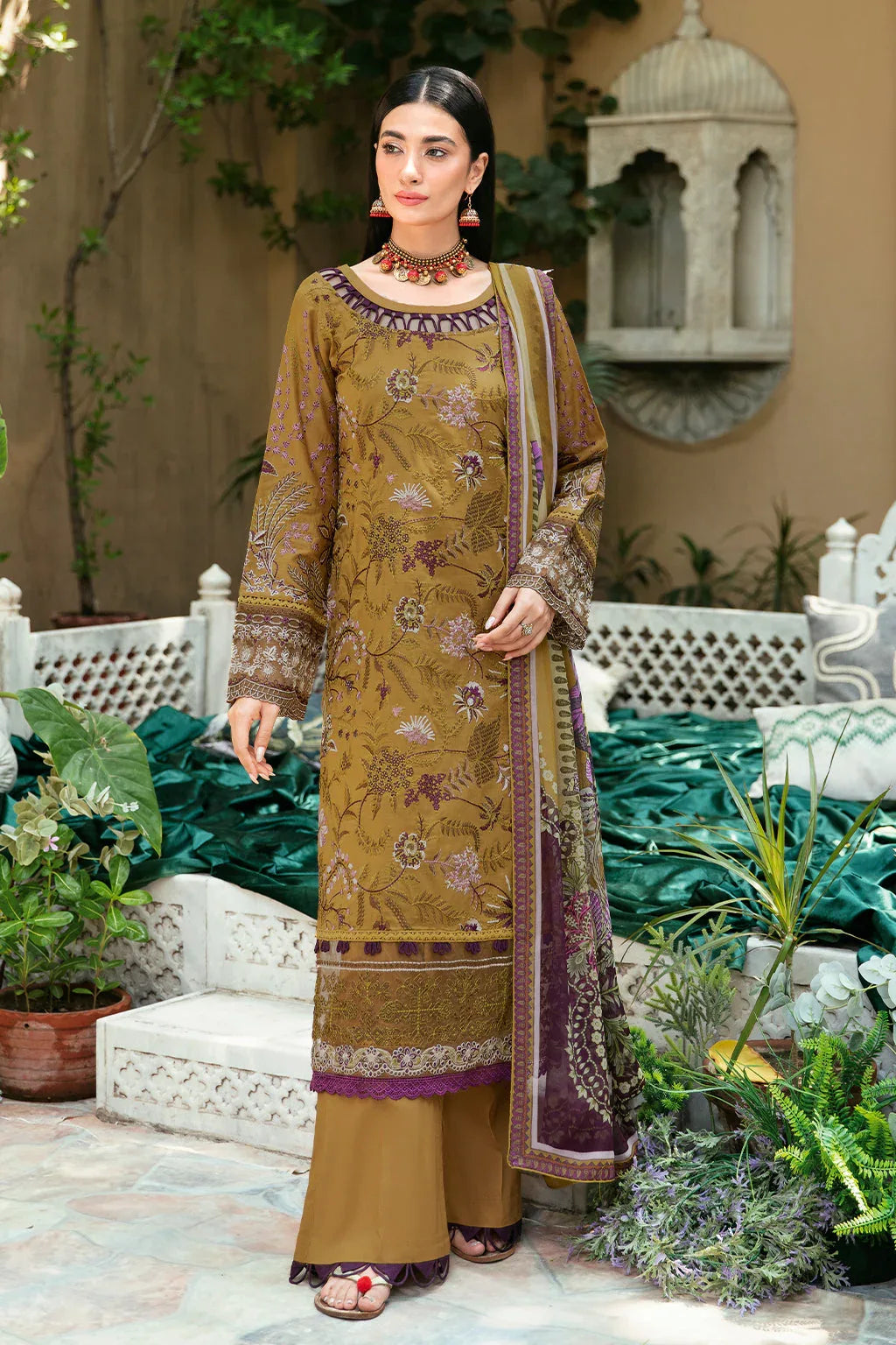 Ramsha | Luxury Lawn 24 | L-808 - Rang-e-Khaas