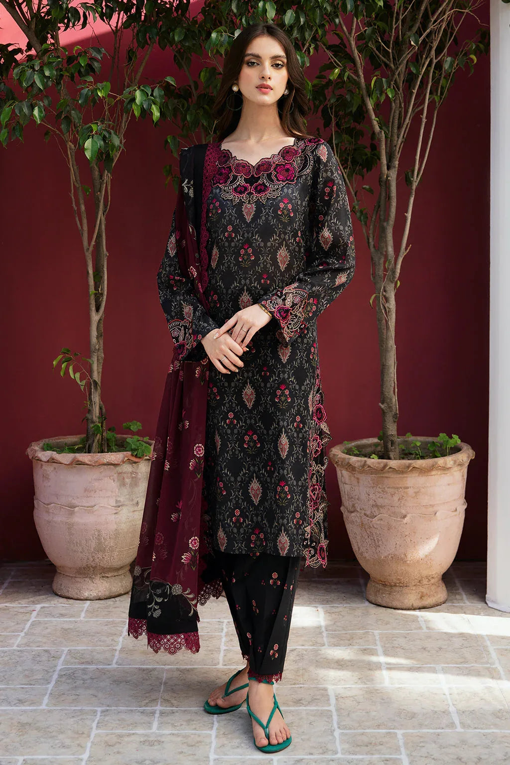 Ramsha | Rangrez Lawn Collection | N-503 - Rang-e-Khaas