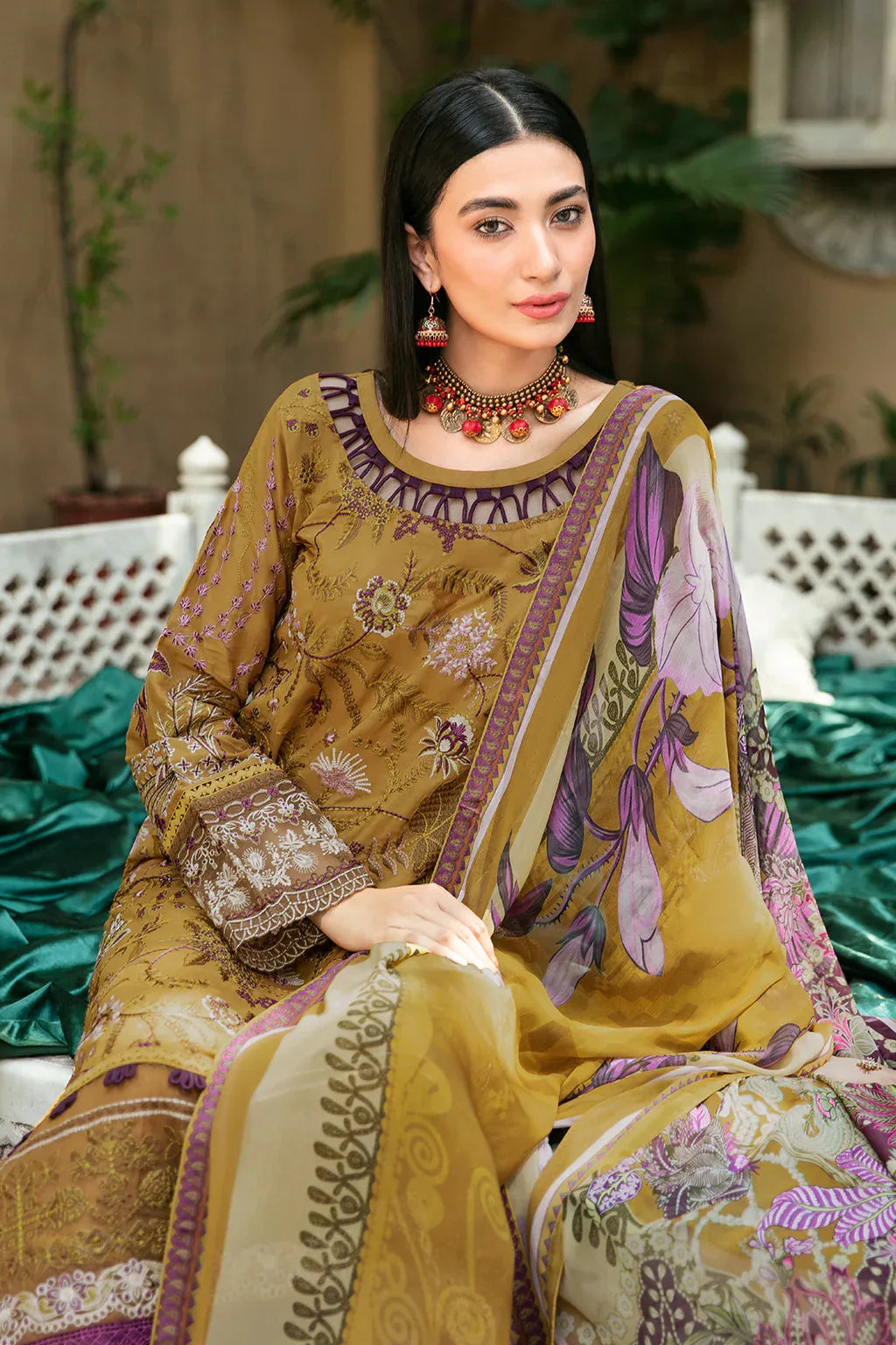 Ramsha | Mashaal Luxury Lawn | L-808 - Rang-e-Khaas