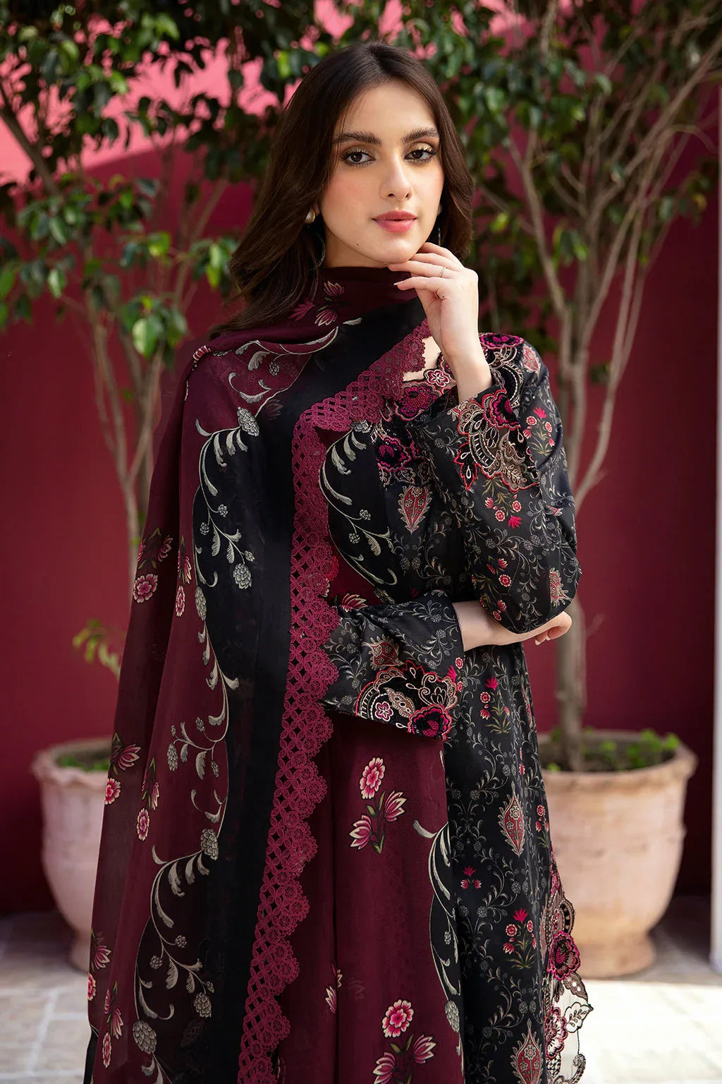 Ramsha | Rangrez Lawn Collection | N-503 - Rang-e-Khaas