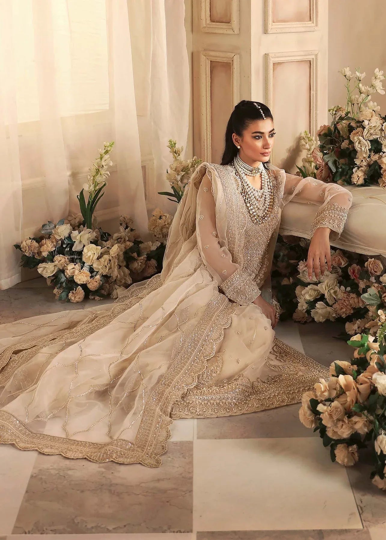 Akbar Aslam | Aleia Luxury Formals | Azucena - Rang-e-Khaas