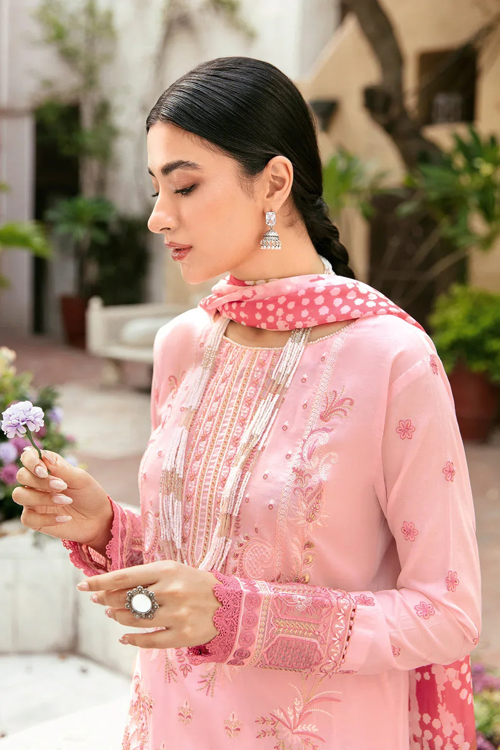 Ramsha | Mashaal Luxury Lawn | L-806 - Rang-e-Khaas