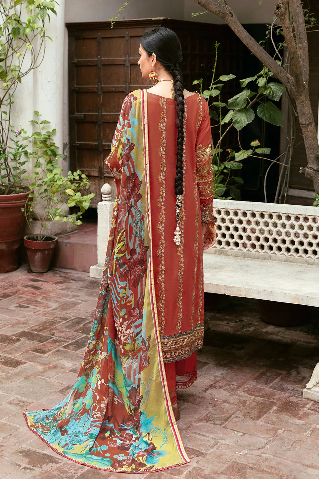 Ramsha | Luxury Lawn 24 | L-810 - Rang-e-Khaas