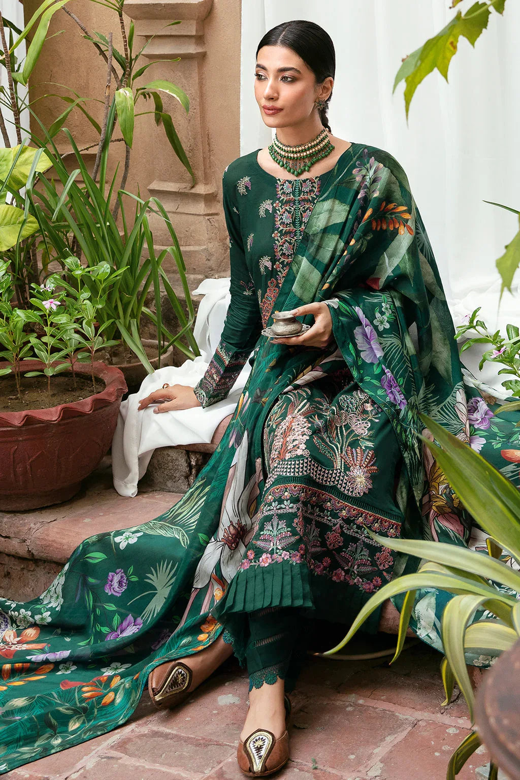 Ramsha | Luxury Lawn 24 | L-801 - Rang-e-Khaas