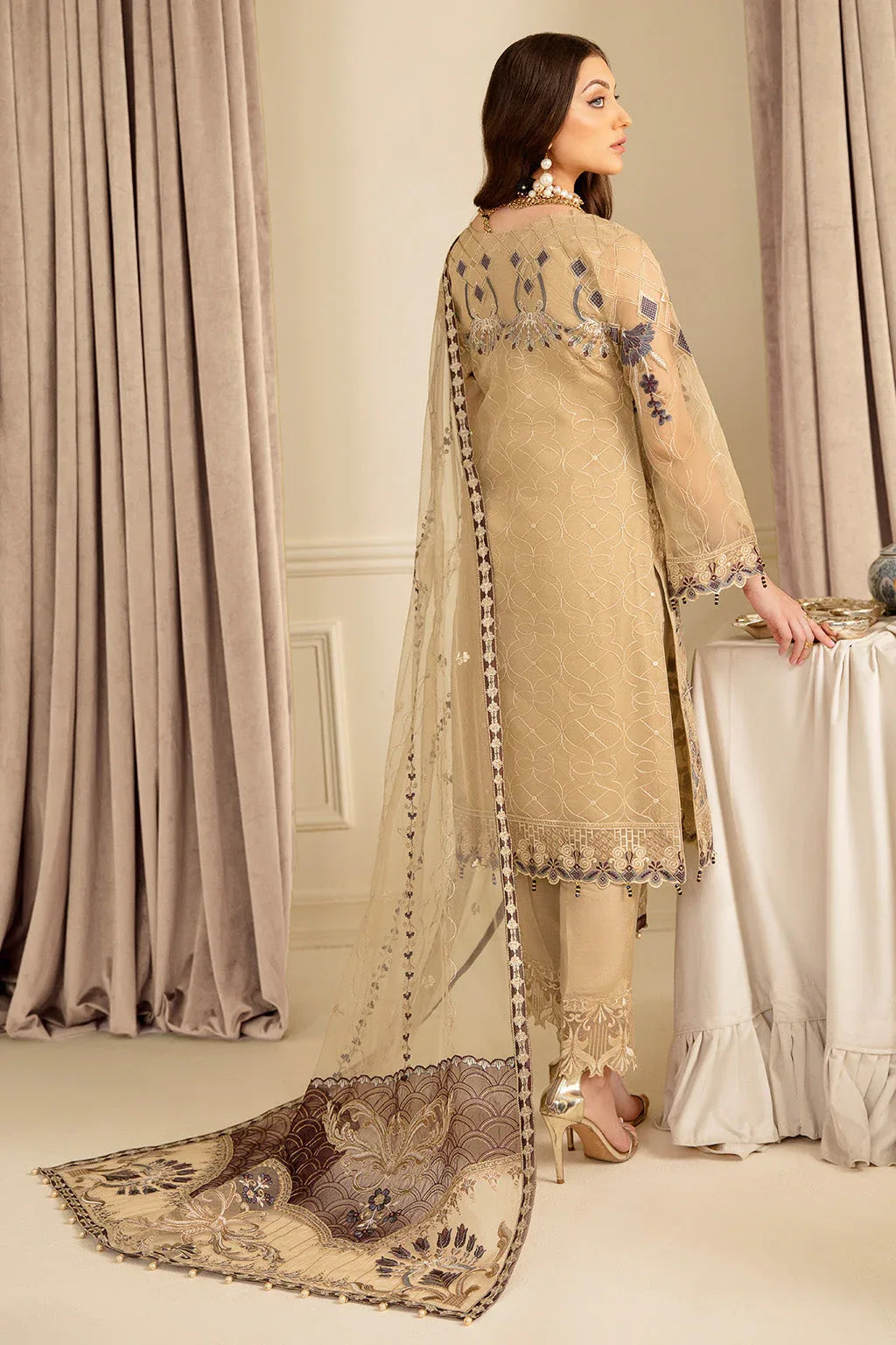 Ramsha | Minhal Organza Collection | M-702 - Rang-e-Khaas