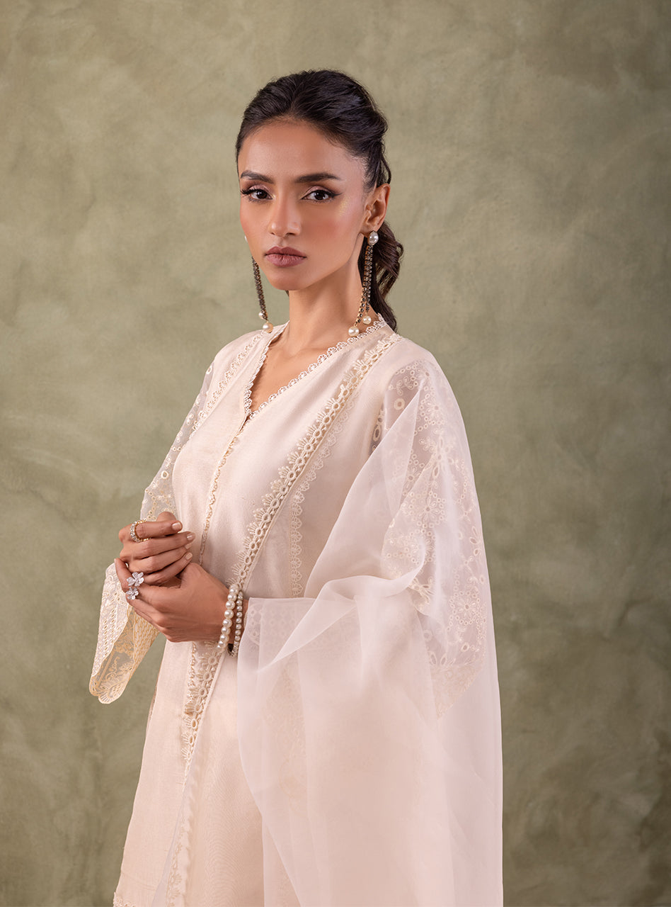 Zainab Chottani | Luxury Pret | HAREEM