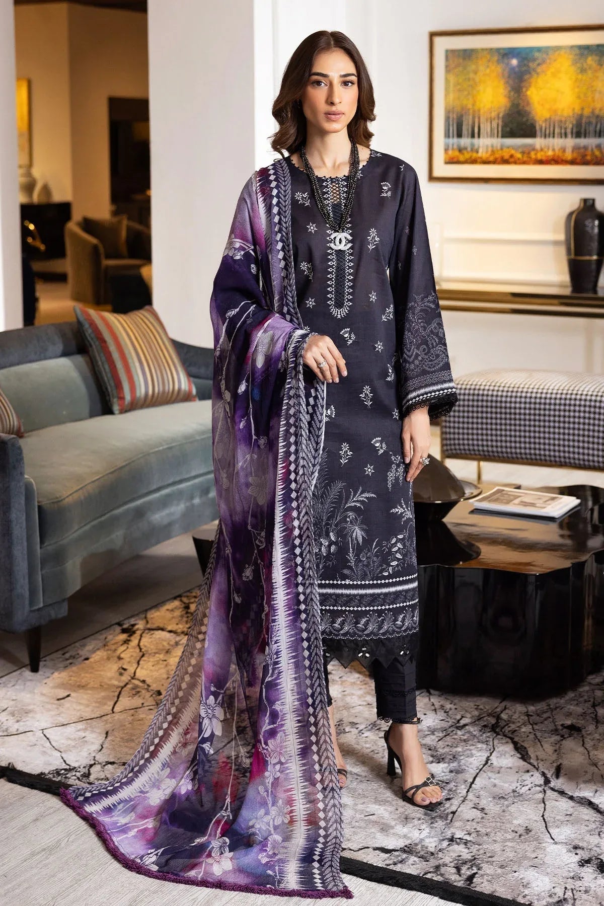 Nureh | Printed lawn 25 | SP-118 - Rang-e-Khaas