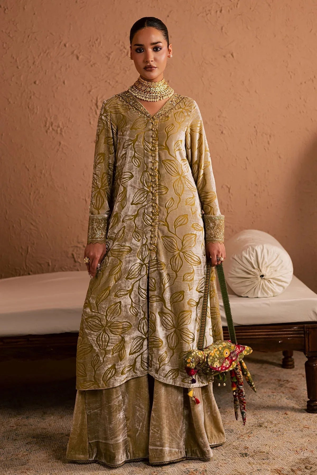 Nureh | Ballerina Winter 25 | NU2-189 - Rang-e-Khaas