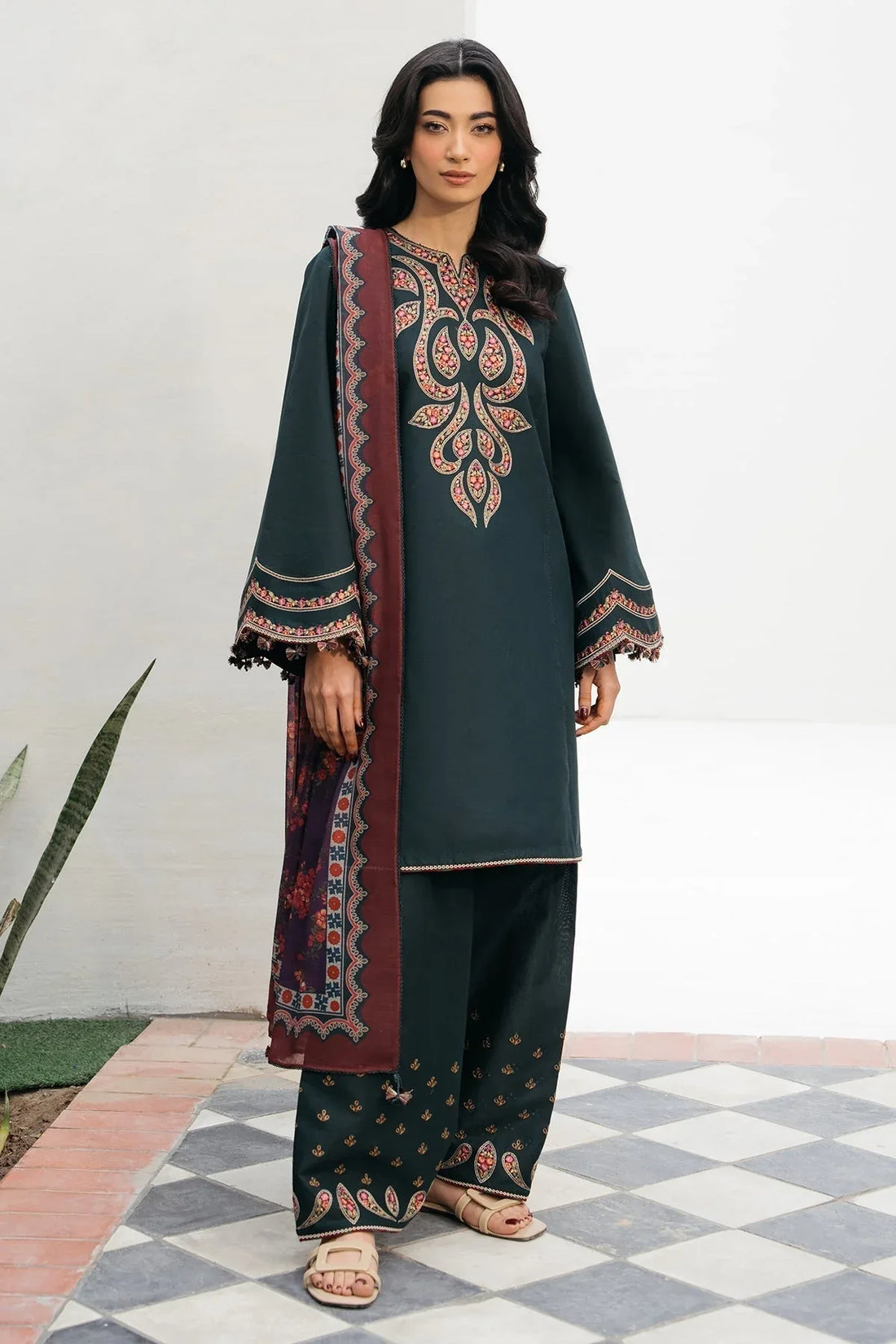 Jazmin | Summer Lawn 25 | USE-9181 - Rang-e-Khaas