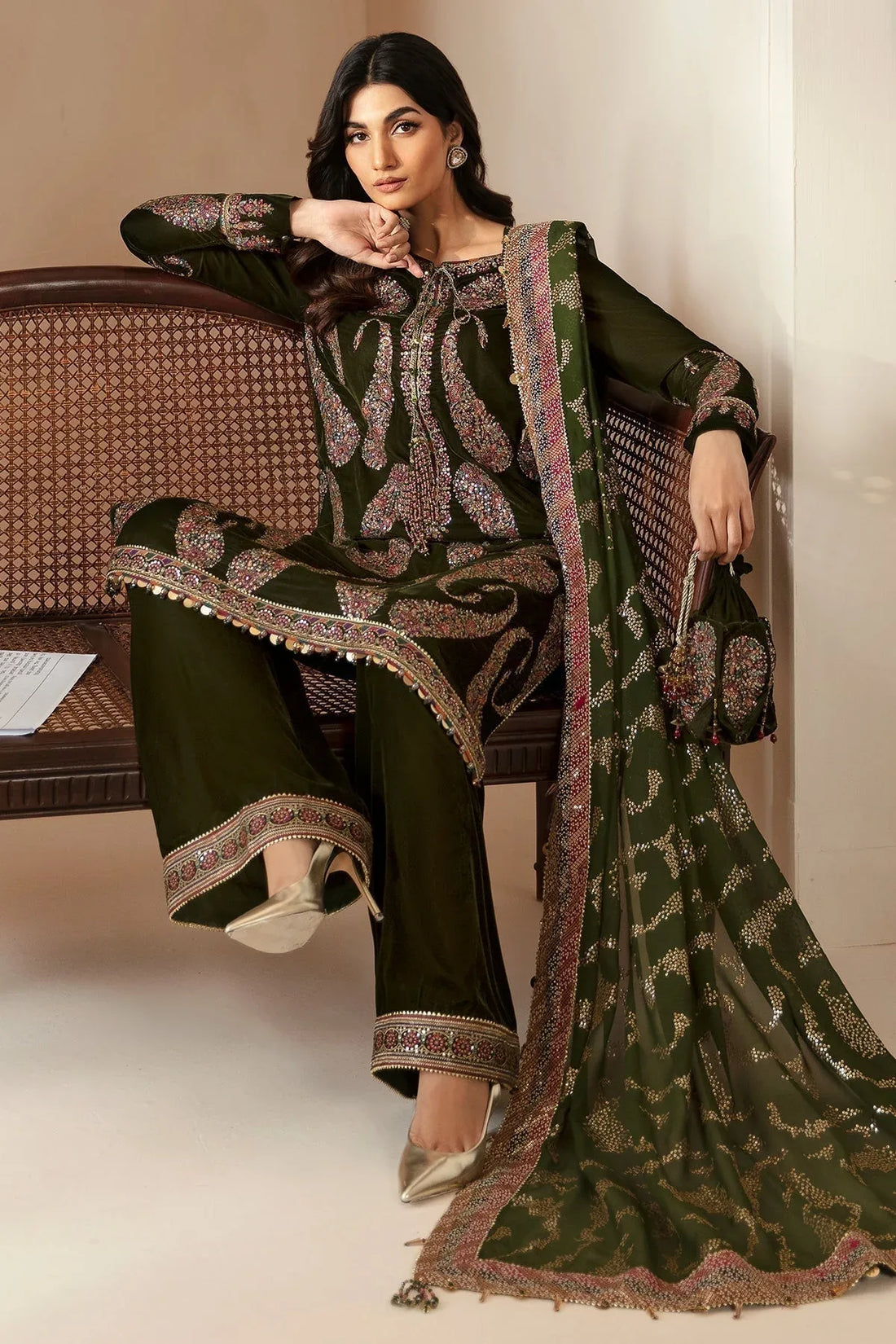 Jazmin | Velvet Edit 24 | Velvet Formal VF-2023 - Rang-e-Khaas