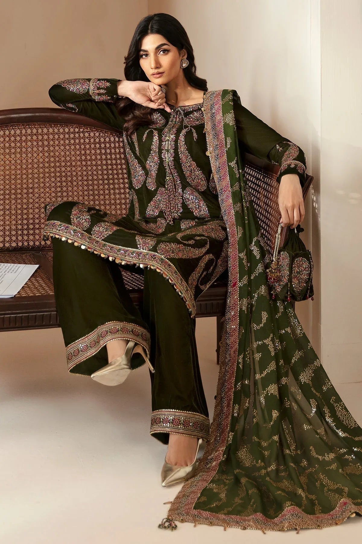 Jazmin | Velvet Edit 24 | Velvet Formal VF-2023 - Rang-e-Khaas