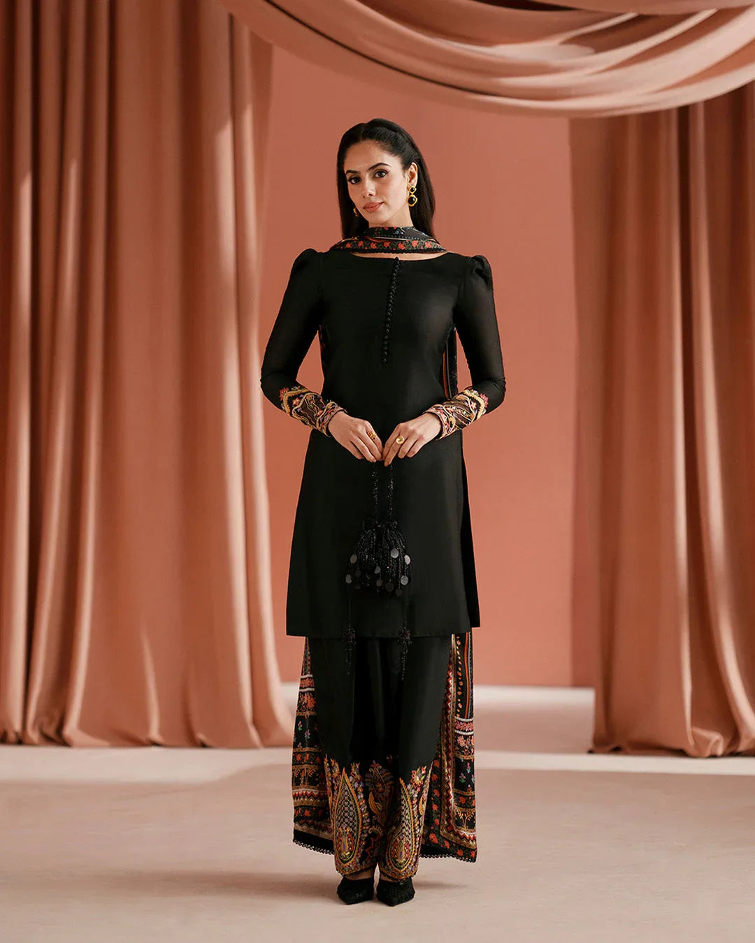Faiza Saqlain | Roim Pret | Lulia
