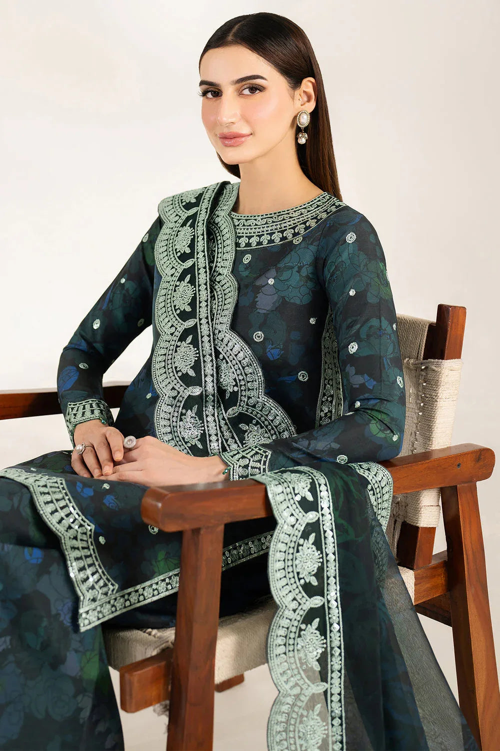 Farasha | Fiorella Formals | Alora Charm - Rang-e-Khaas