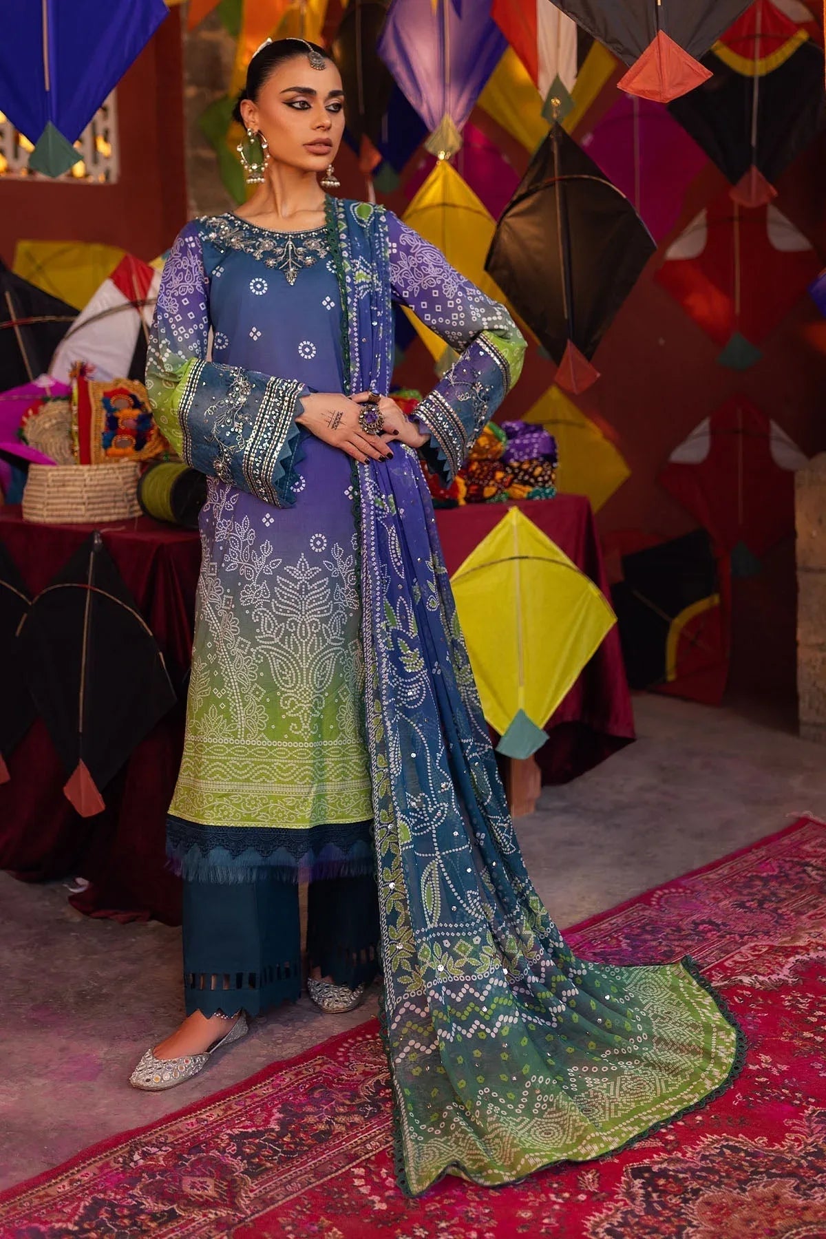 Nureh | Bazaar Lawn | NS-133 - Rang-e-Khaas