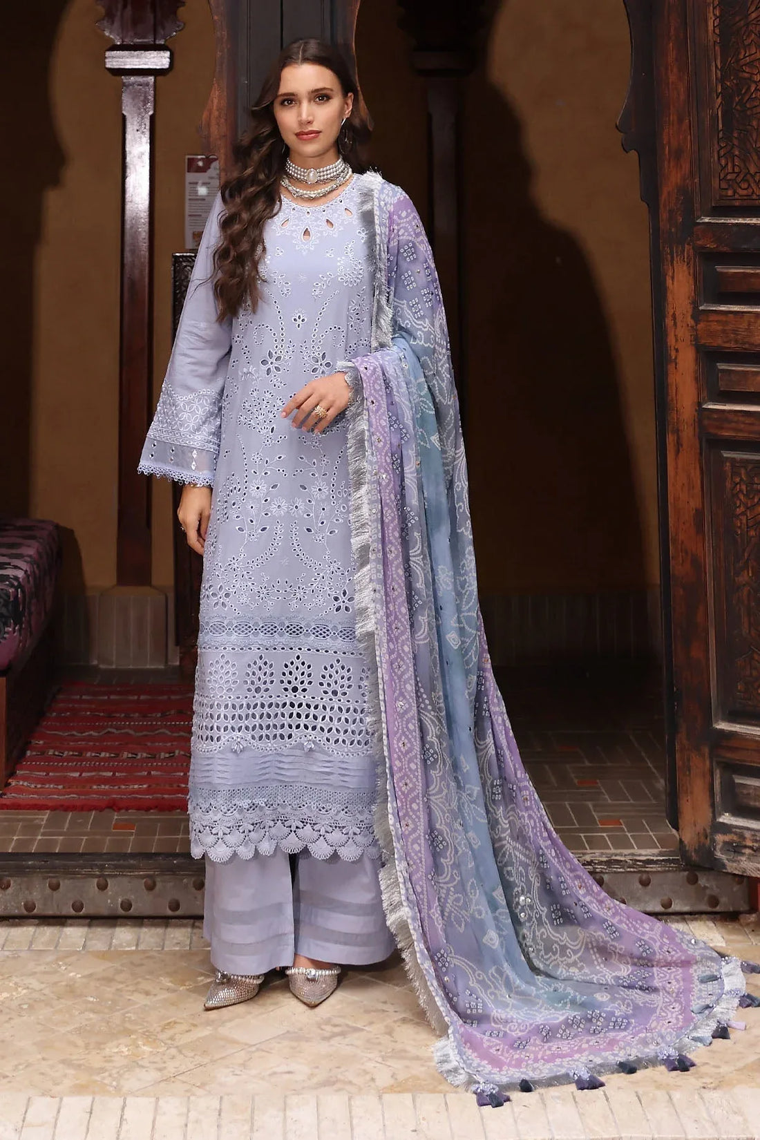 Nureh | Bazaar Lawn 25 | NE-108 - Rang-e-Khaas