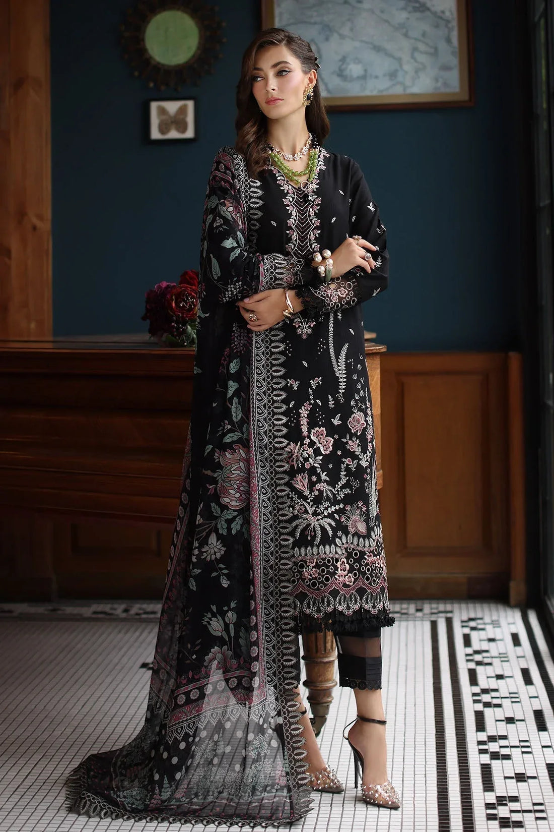 Nureh | Maya Lawn | NS-153 - Rang-e-Khaas