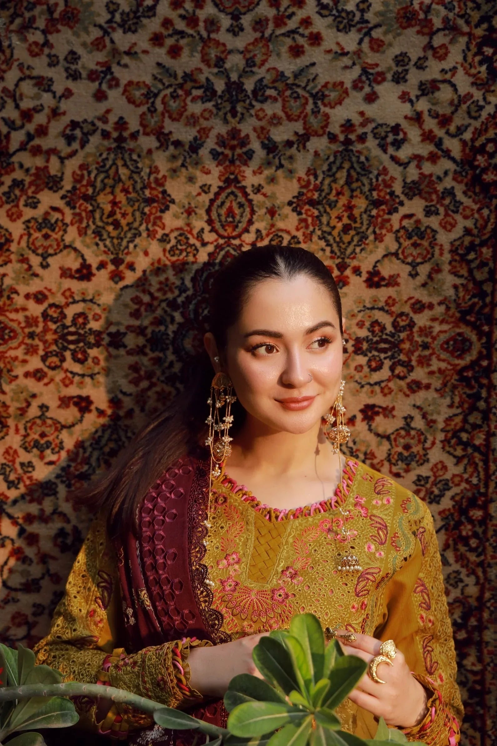 Maryam Hussain | Winter Shawl 25 | Soz - Rang-e-Khaas