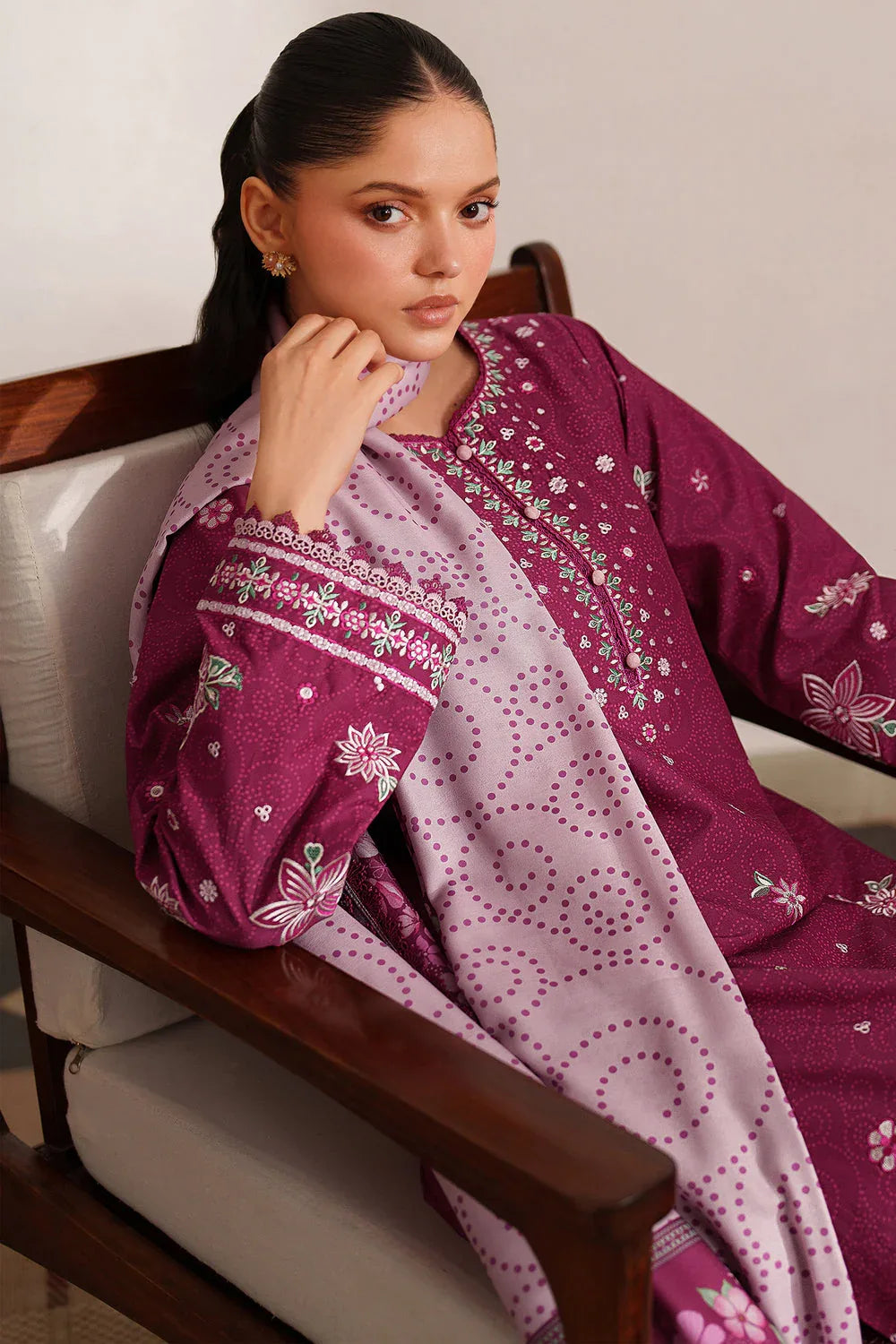 Farasha | Meline Premium Viscose 25 | Berry Blush - Rang-e-Khaas