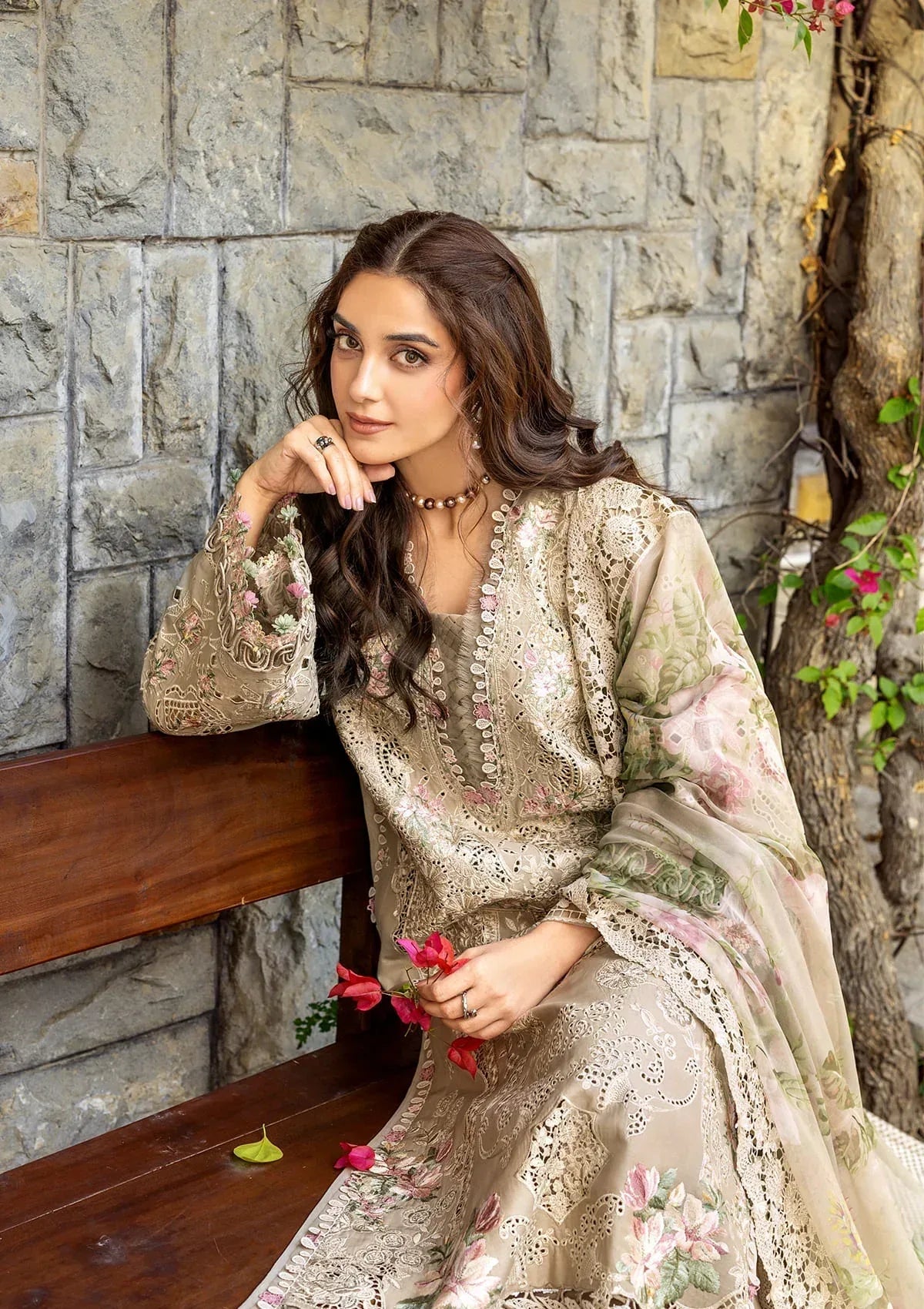 ELY-2A CAMELLIA - Rang-e-Khaas
