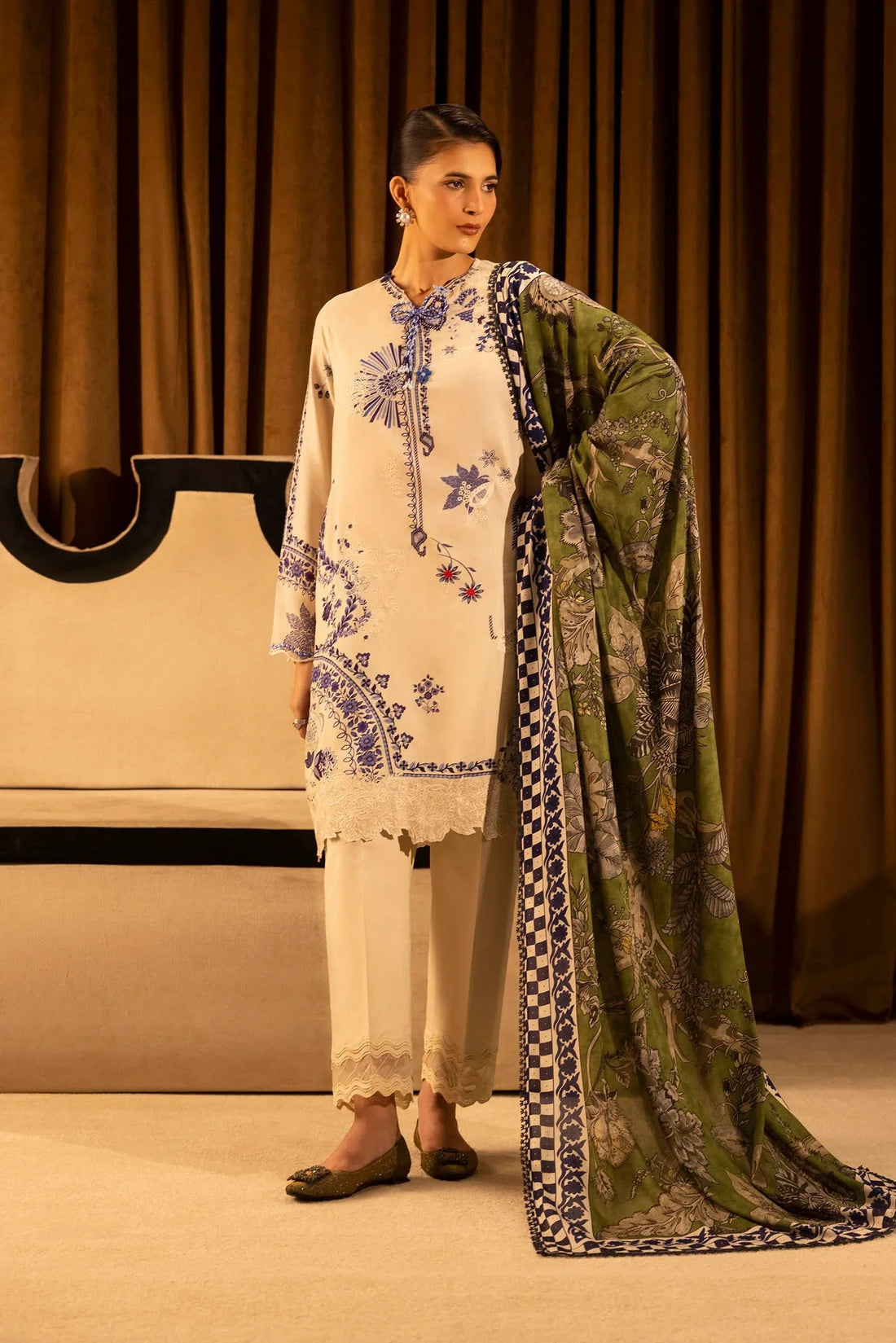 Sana Safinaz | Muzlin Winter 25 | 020B - Rang-e-Khaas