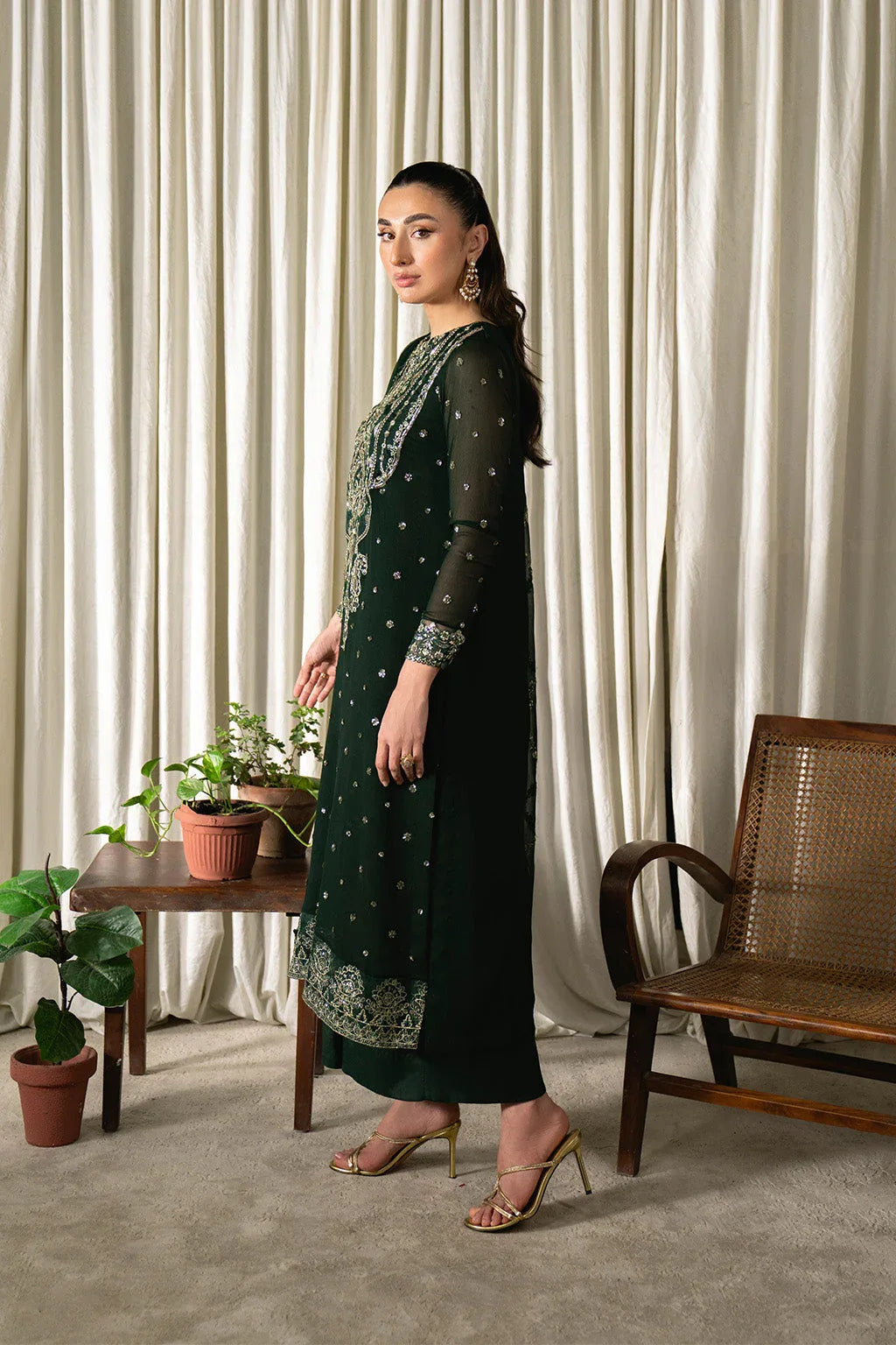 Neeshay | Ready to Wear Chiffon | RTW-CHFN-04 Green - Rang-e-Khaas