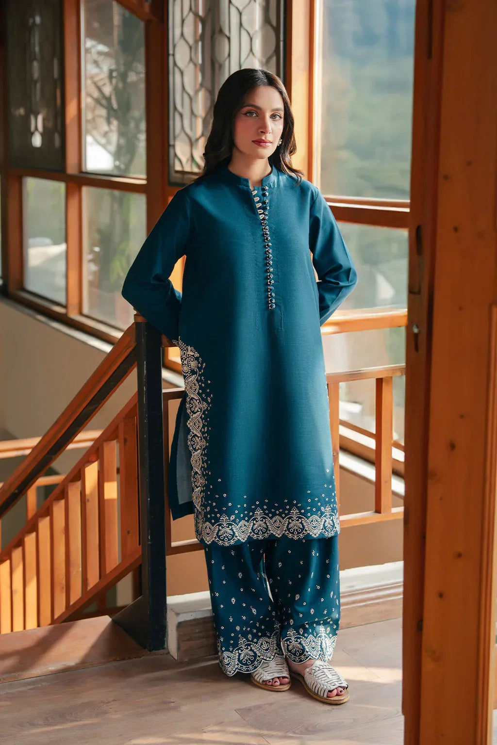 Neeshay | Ready To Wear Winter | RTW-Winter-05 - Rang-e-Khaas