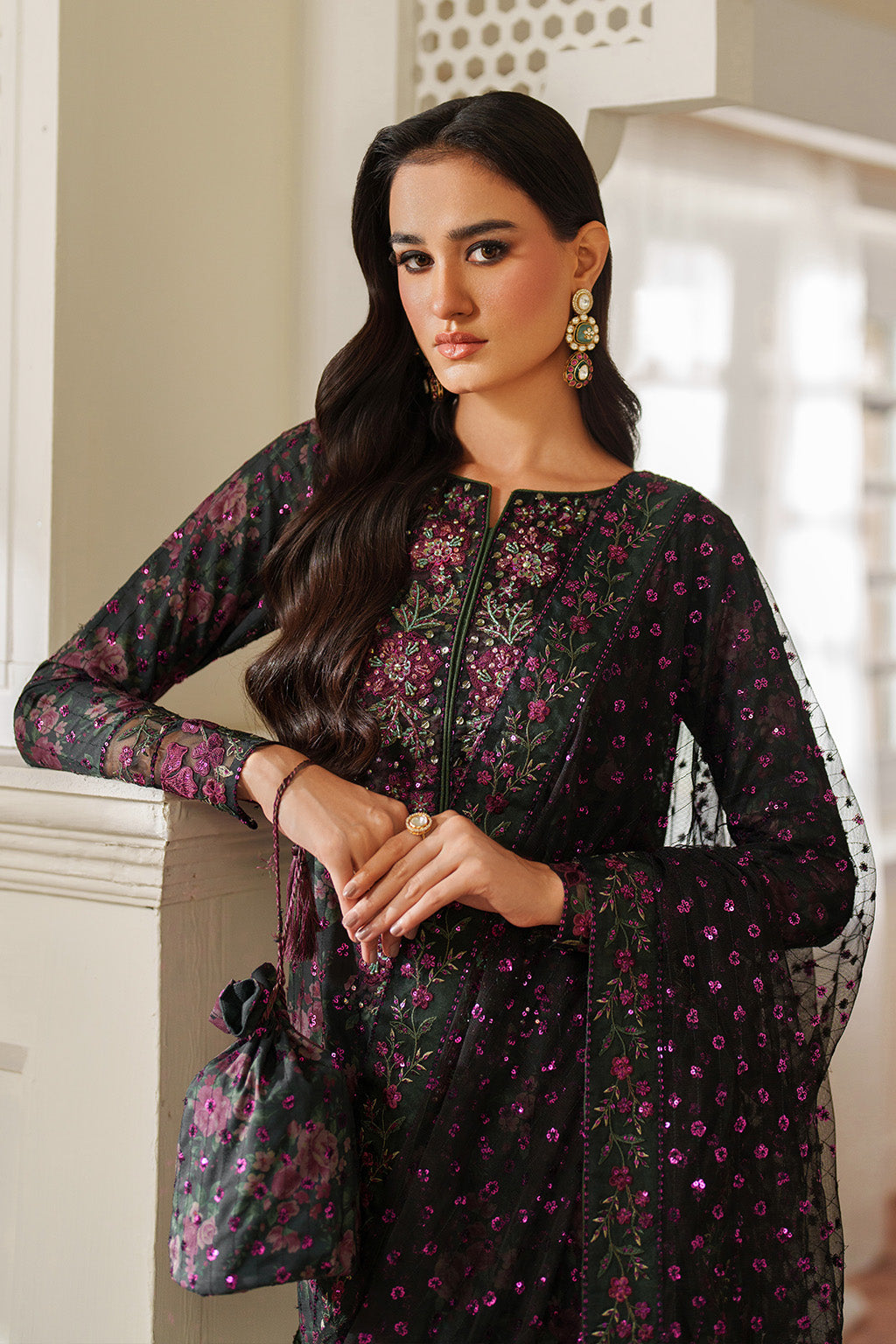 Iznik UE-537 Printed Formals