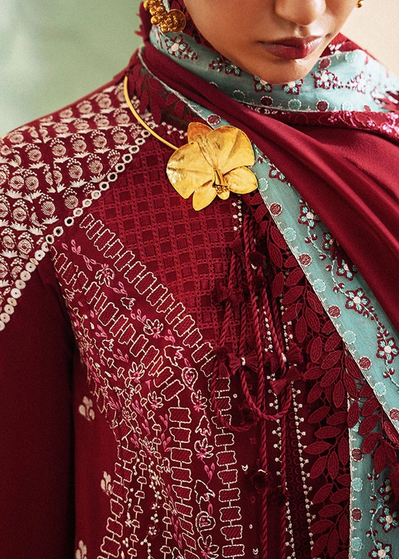 Suffuse | Luxury Lawn 25 | INEESA - Rang-e-Khaas
