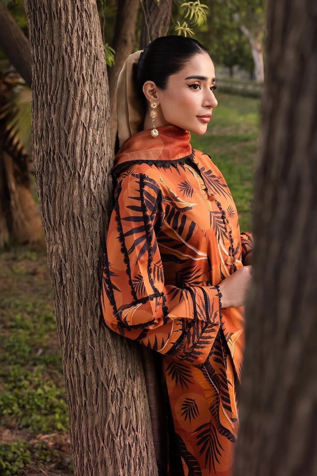 Alizeh | Sheen Lawn Prints 24 | MARIGOLD - Rang-e-Khaas